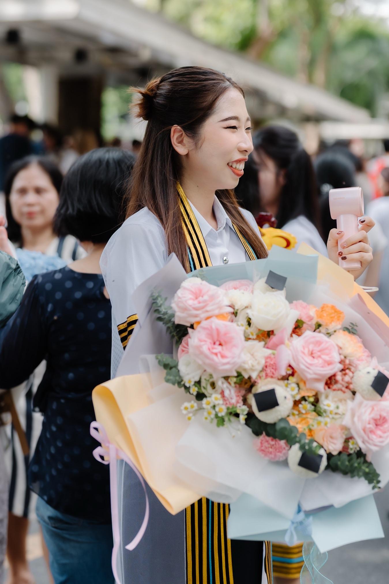ผลงานรับปริญญา จุฬาลงกรณ์มหาวิทยาลัย โดย sompaew.foto_ ภาพที่ 15