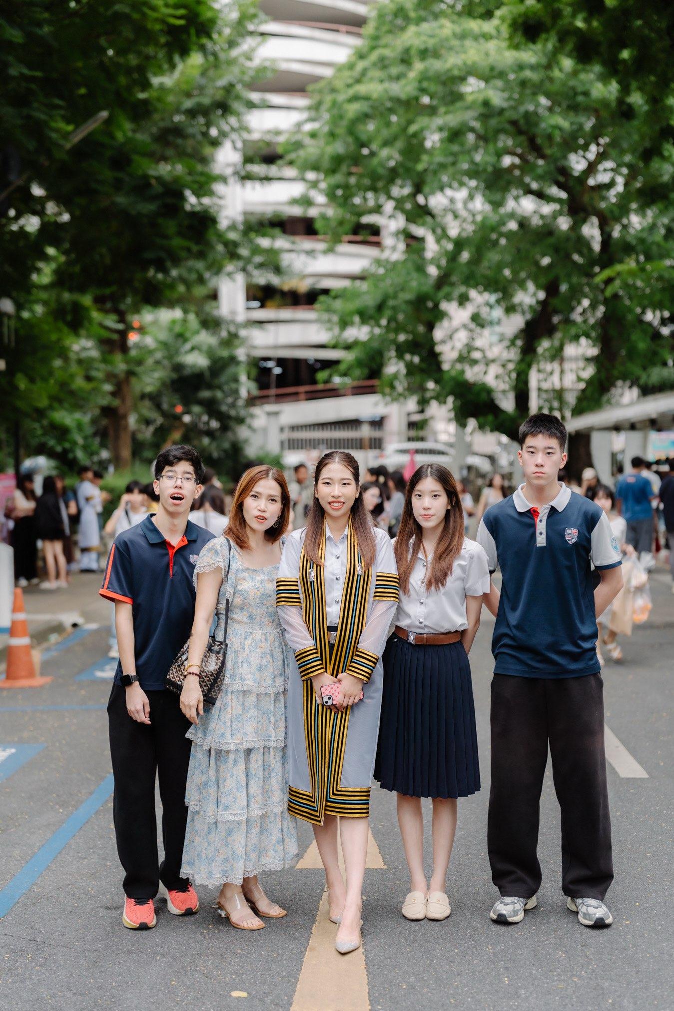ผลงานรับปริญญา จุฬาลงกรณ์มหาวิทยาลัย โดย sompaew.foto_ ภาพที่ 12