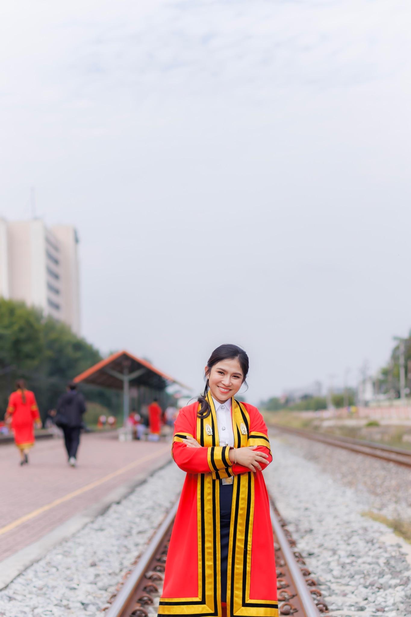 ผลงานรับปริญญา สถาบันเทคโนโลยีพระจอมเกล้าเจ้าคุณทหารลาดกระบัง โดย Zanskarphotographer ภาพที่ 4