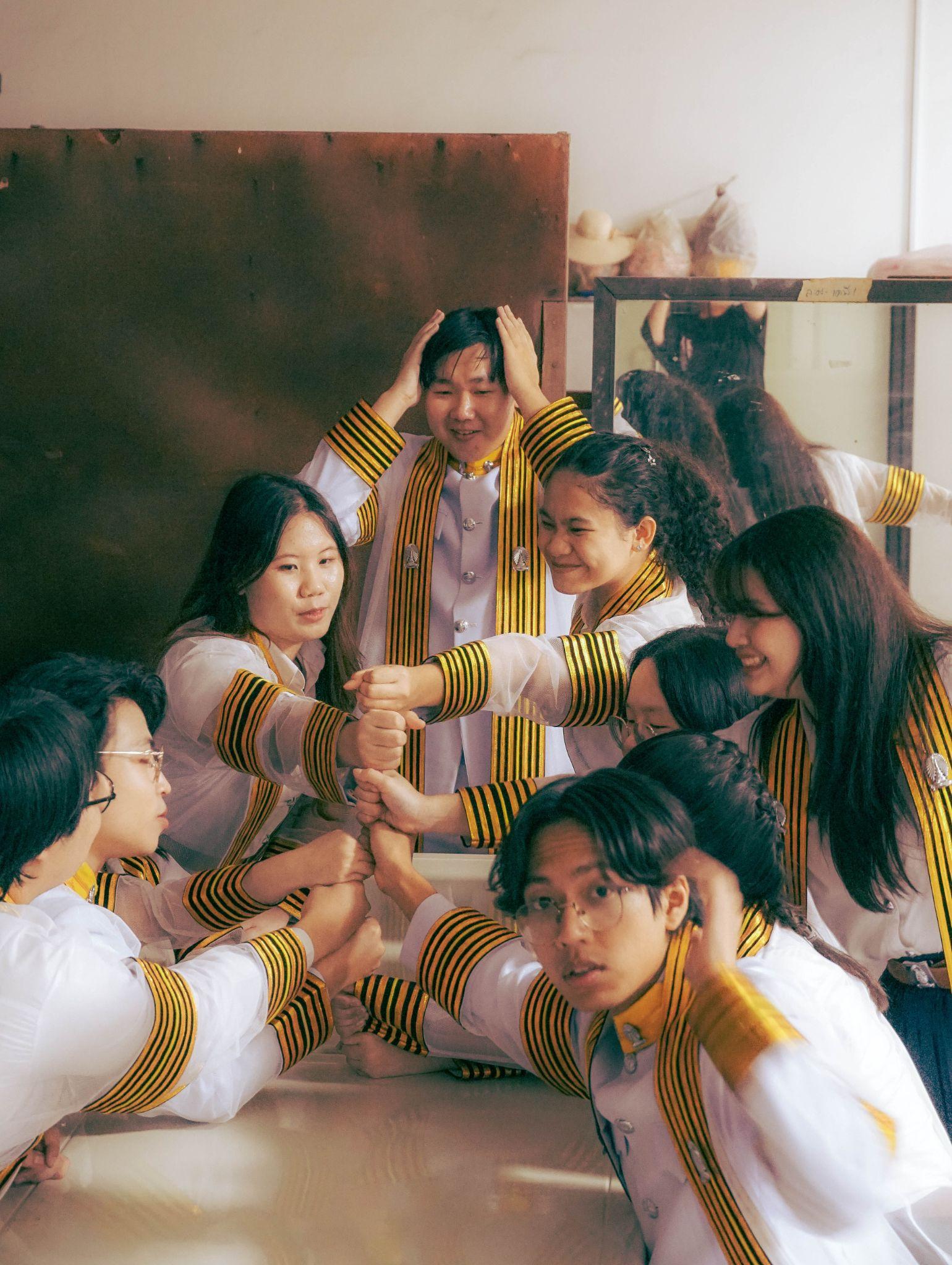 ผลงานรับปริญญา จุฬาลงกรณ์มหาวิทยาลัย โดย Mmilkiphoto ภาพที่ 7