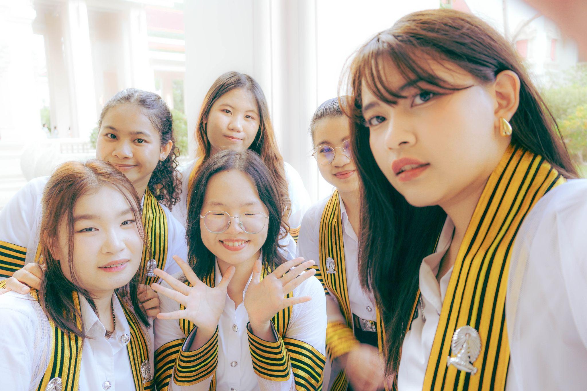 ผลงานรับปริญญา จุฬาลงกรณ์มหาวิทยาลัย โดย Mmilkiphoto ภาพที่ 9