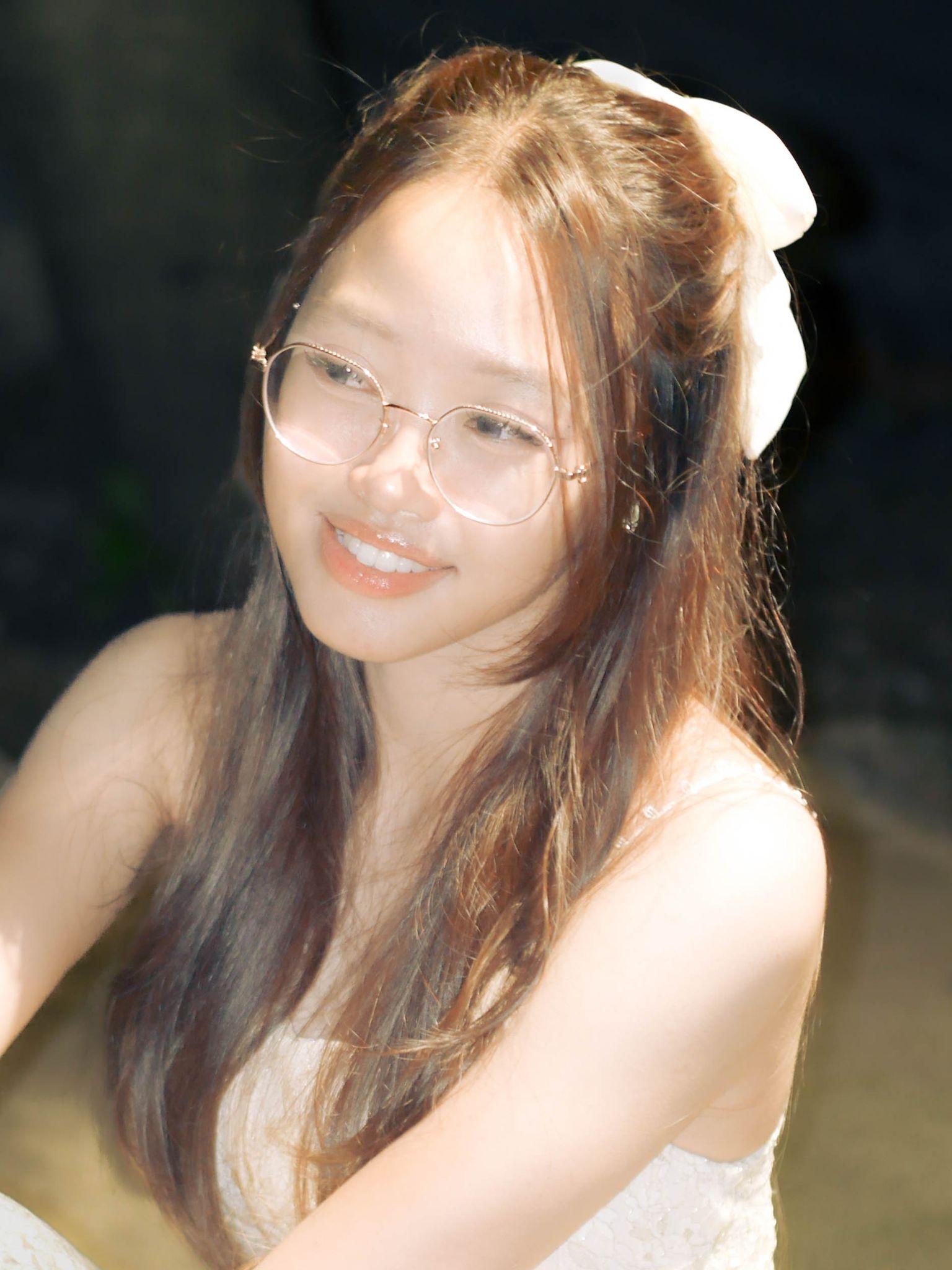 ผลงานรับปริญญา จุฬาลงกรณ์มหาวิทยาลัย โดย Mmilkiphoto ภาพที่ 2
