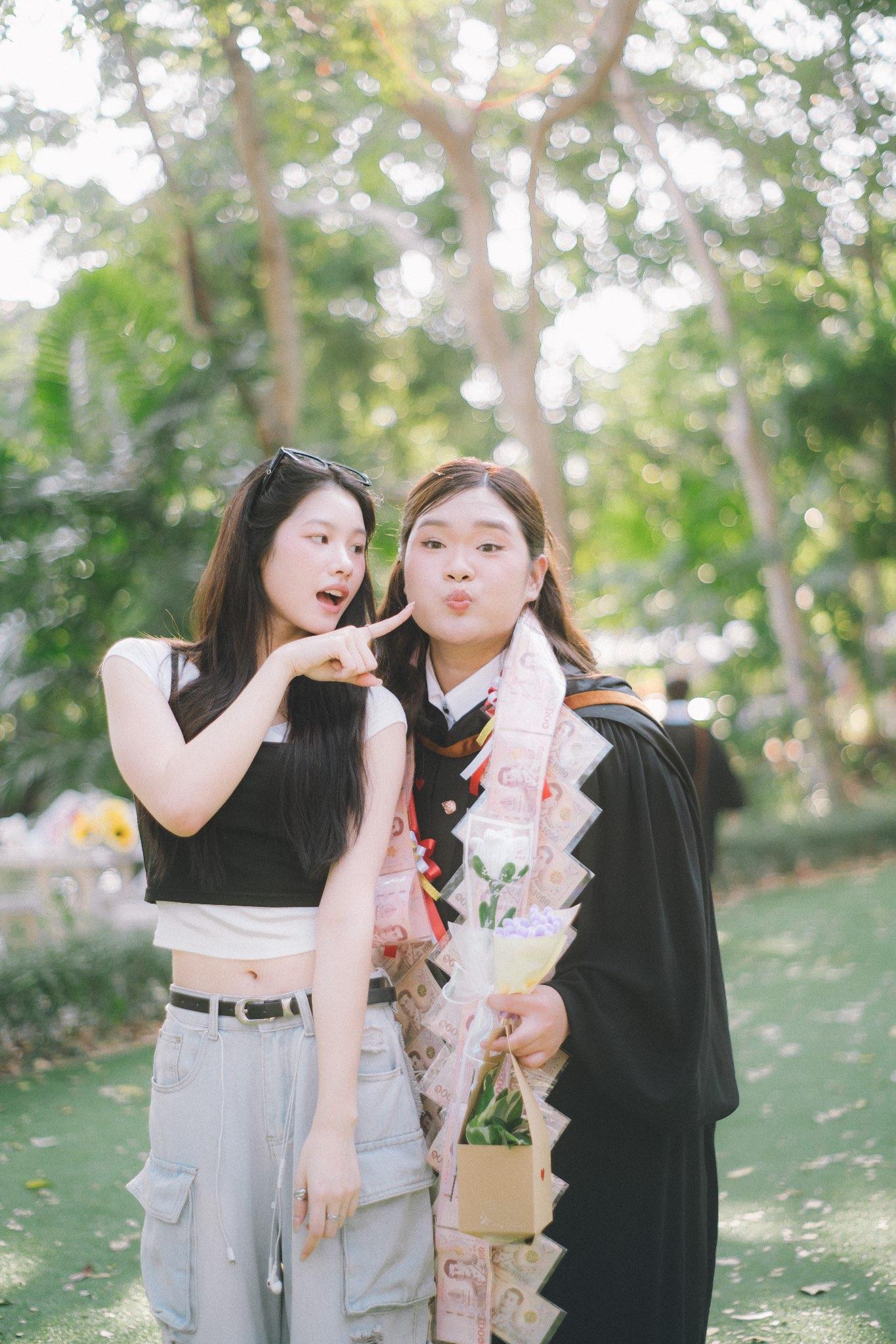 ผลงานรับปริญญา มหาวิทยาลัยศิลปากร โดย Nothingbutshoot ภาพที่ 13