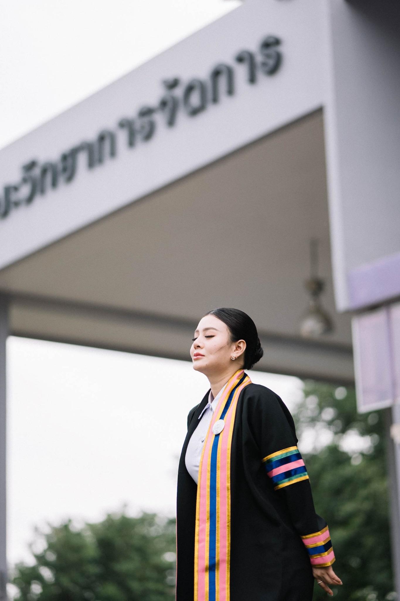 ผลงานรับปริญญา มหาวิทยาลัยราชภัฏกาญจนบุรี โดย Nothingbutshoot ภาพที่ 3