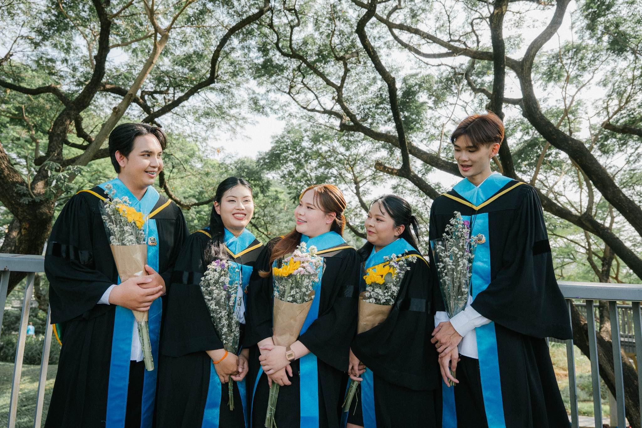 ผลงานรับปริญญา สถาบันการจัดการปัญญาภิวัฒน์ โดย Nothingbutshoot ภาพที่ 1