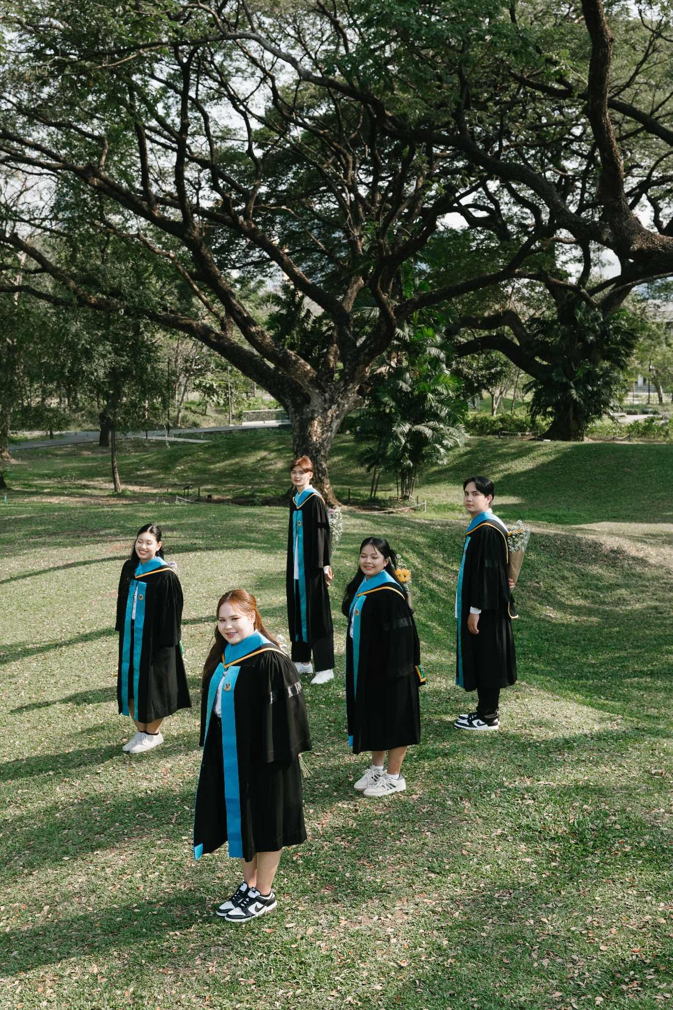 ผลงานรับปริญญา สถาบันการจัดการปัญญาภิวัฒน์ โดย Nothingbutshoot ภาพที่ 8