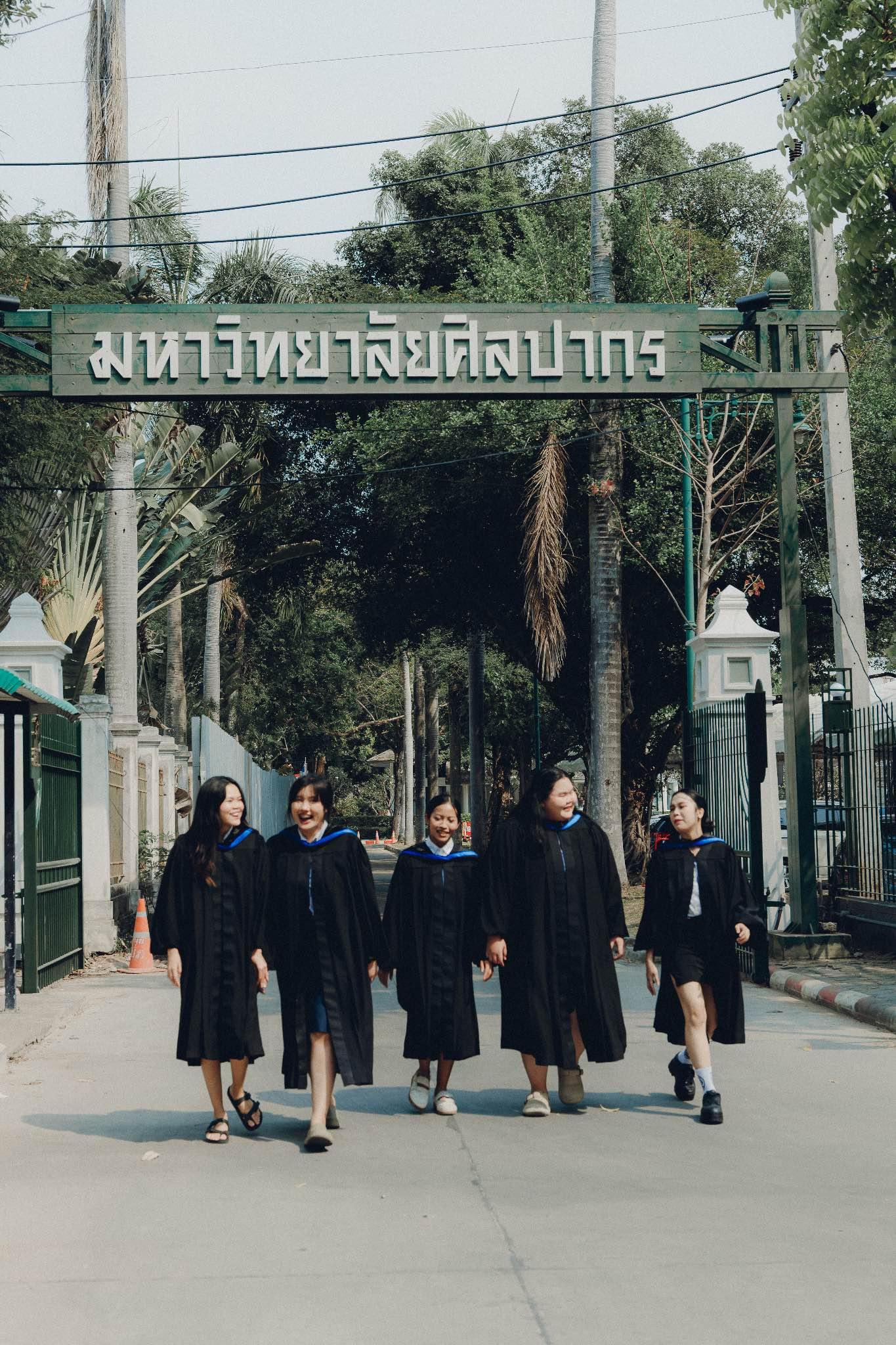 ผลงานรับปริญญา มหาวิทยาลัยศิลปากร โดย Nothingbutshoot ภาพที่ 4