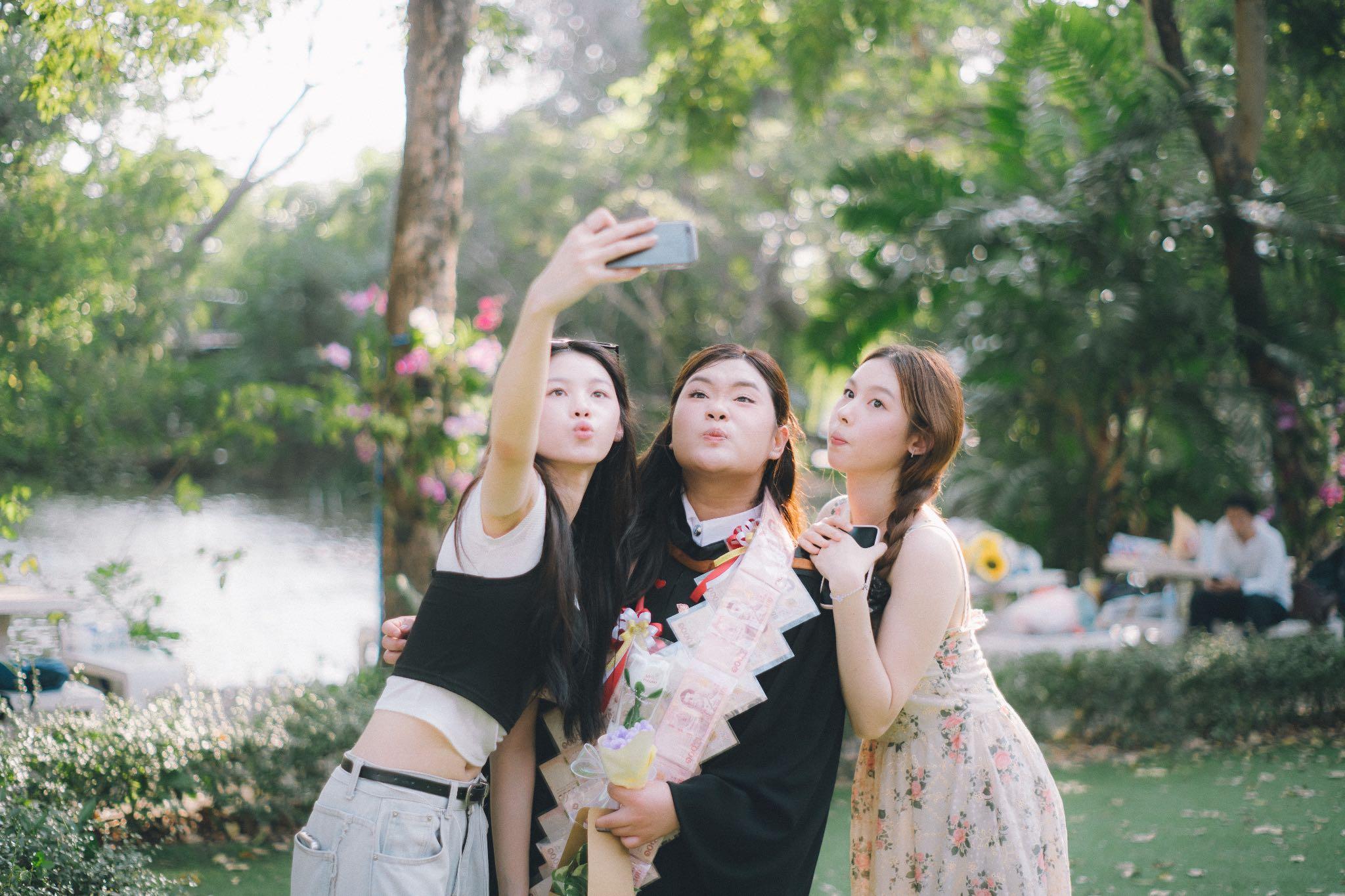 ผลงานรับปริญญา มหาวิทยาลัยศิลปากร โดย Nothingbutshoot ภาพที่ 4