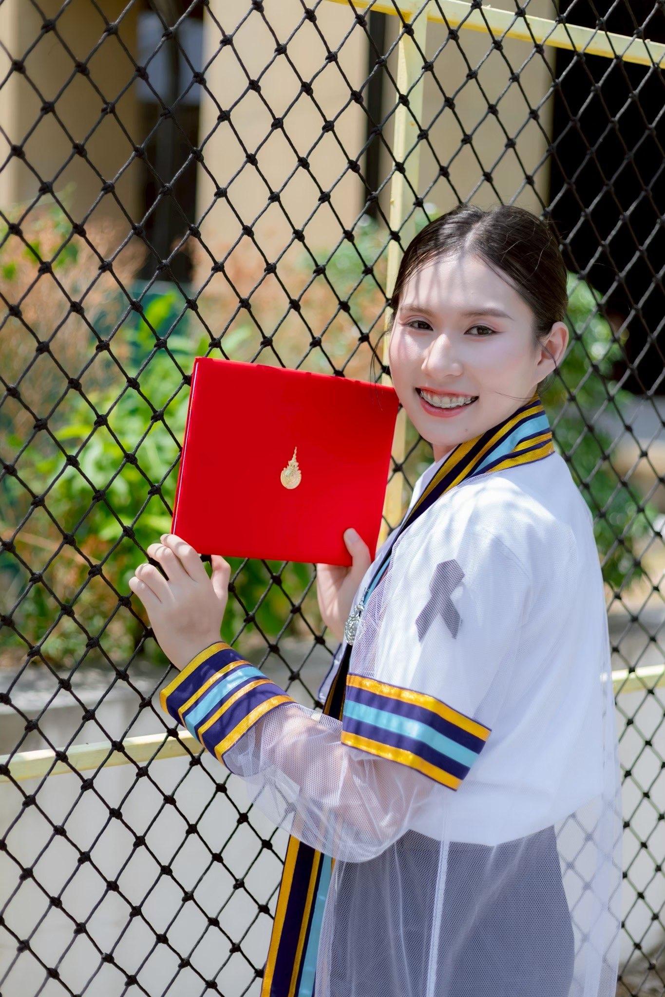 ผลงานรับปริญญา มหาวิทยาลัยเทคโนโลยีราชมงคลรัตนโกสินทร์ โดย BombayWcrp Photographer ภาพที่ 4