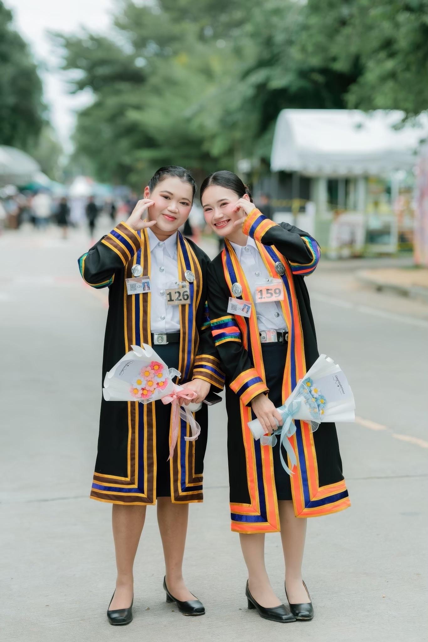 ผลงานรับปริญญา มหาวิทยาลัยราชภัฏนครปฐม โดย BombayWcrp Photographer ภาพที่ 18