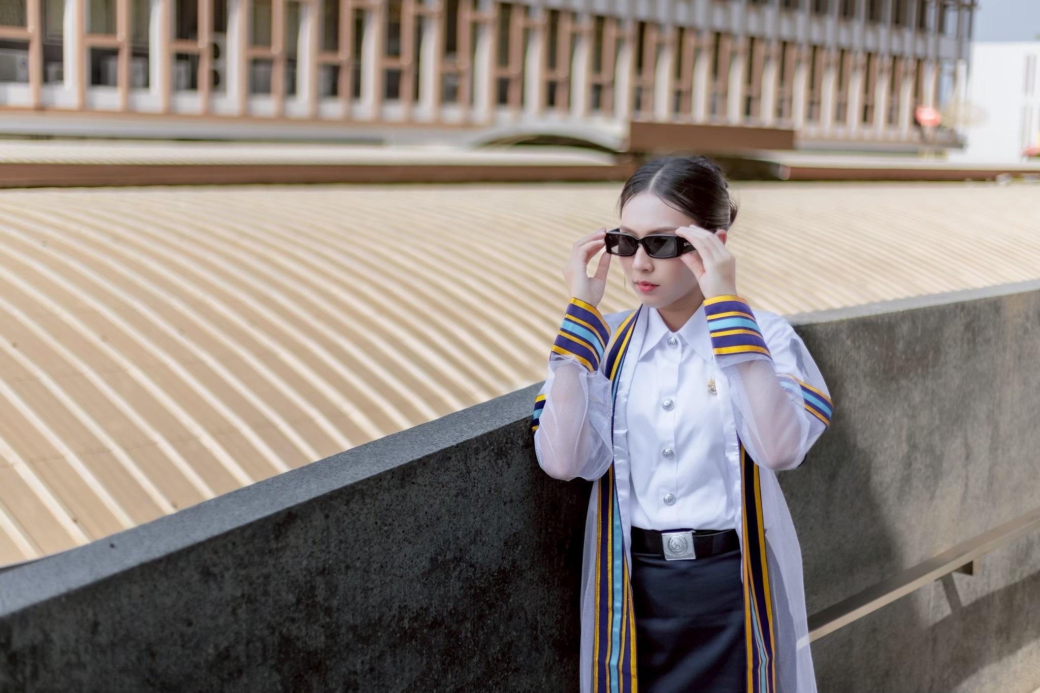ผลงานรับปริญญา มหาวิทยาลัยเทคโนโลยีราชมงคลรัตนโกสินทร์ โดย BombayWcrp Photographer ภาพที่ 2