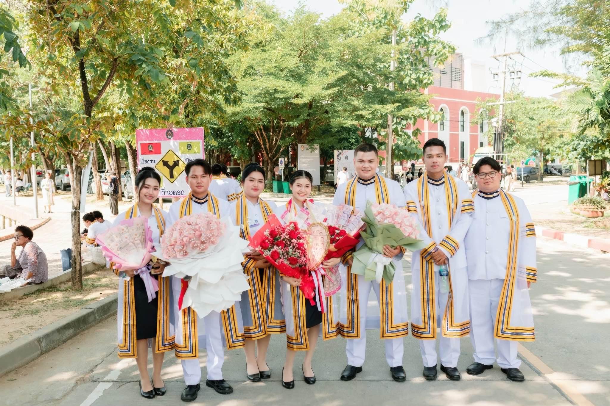 ผลงานรับปริญญา มหาวิทยาลัยราชภัฏสวนสุนันทา โดย BombayWcrp Photographer ภาพที่ 19