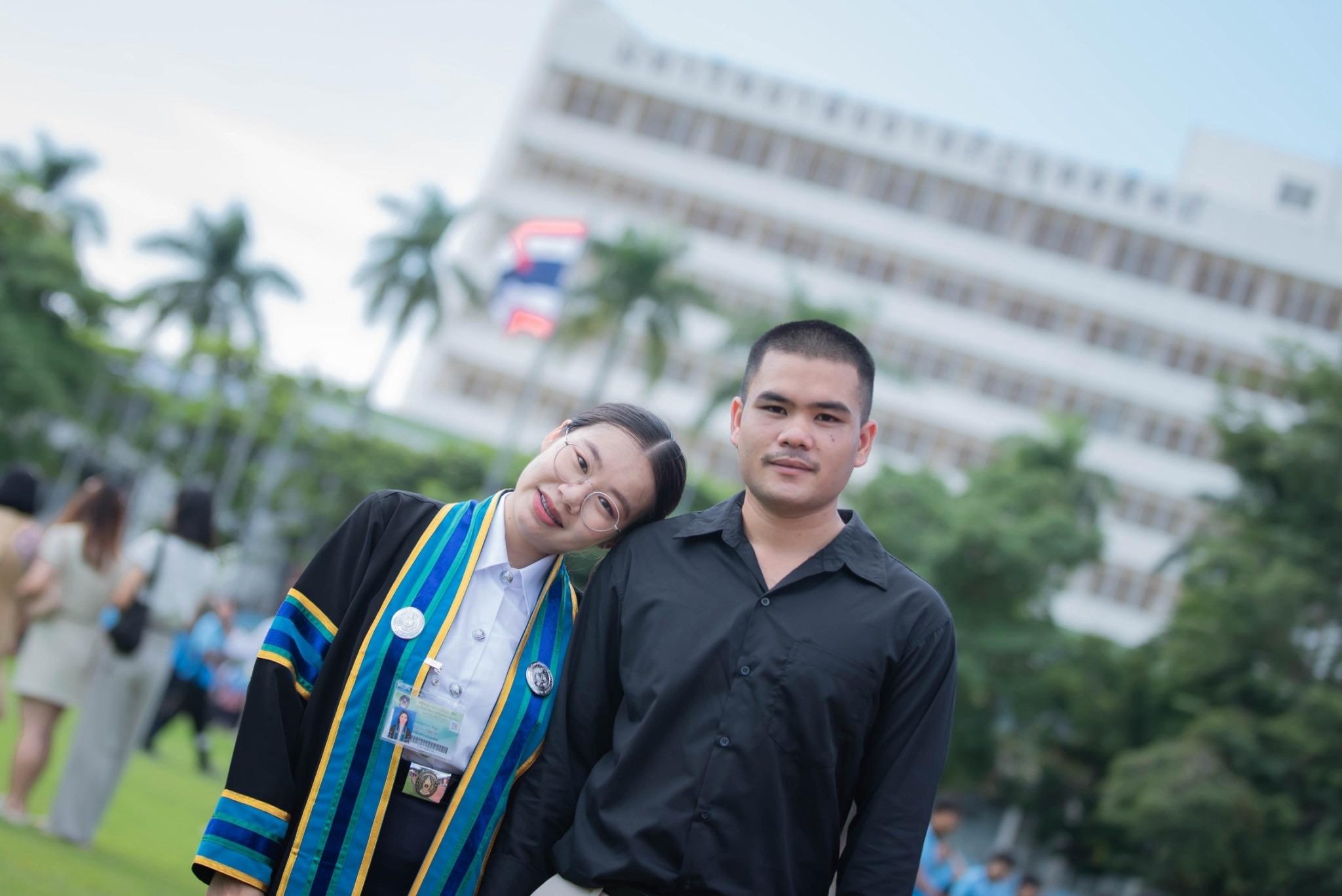 ผลงานรับปริญญา มหาวิทยาลัยราชภัฏอุตรดิตถ์ โดย โบว์ ภาพที่ 2