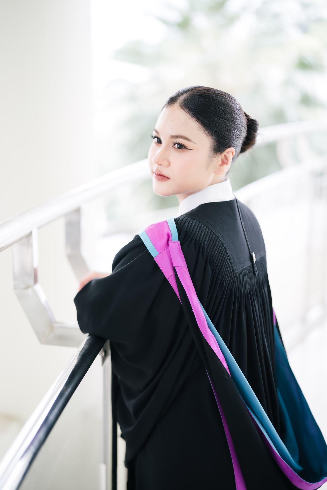 ผลงานรับปริญญา มหาวิทยาลัยสงขลานครินทร์ โดย นุตประวีณ การภาพ ภาพที่ 8