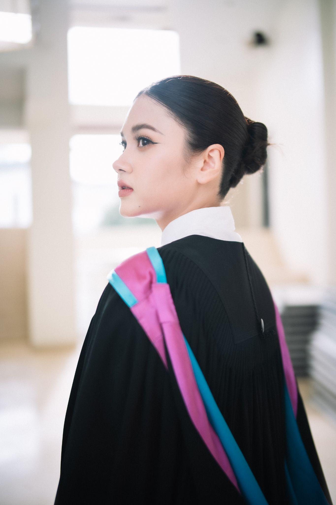 ผลงานรับปริญญา มหาวิทยาลัยสงขลานครินทร์ โดย นุตประวีณ การภาพ ภาพที่ 1