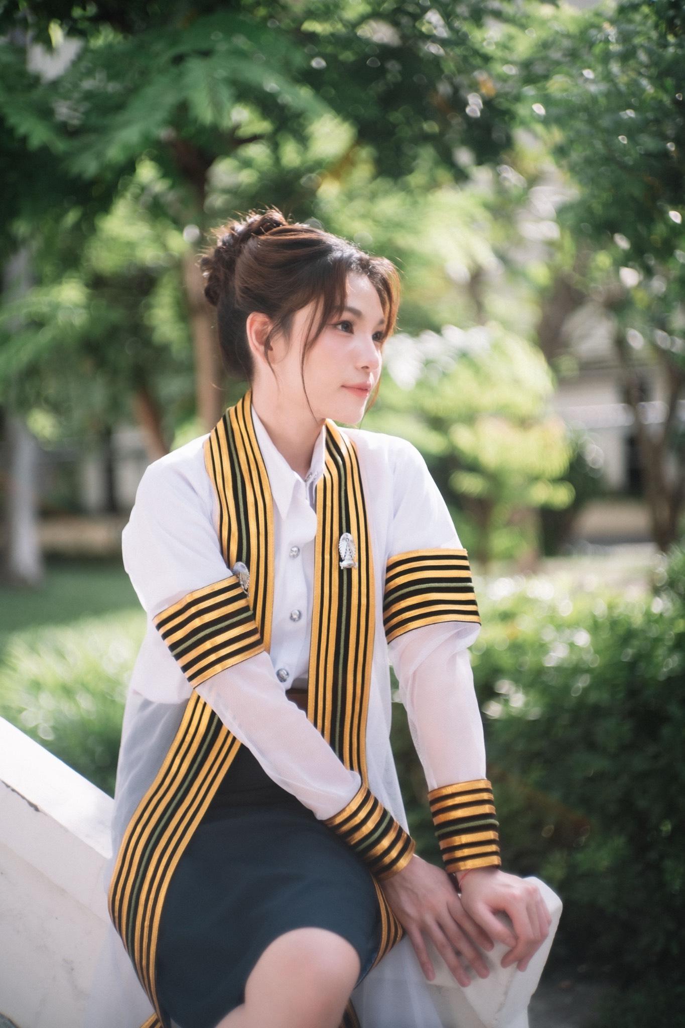 ผลงานรับปริญญา จุฬาลงกรณ์มหาวิทยาลัย โดย นุตประวีณ การภาพ ภาพที่ 3
