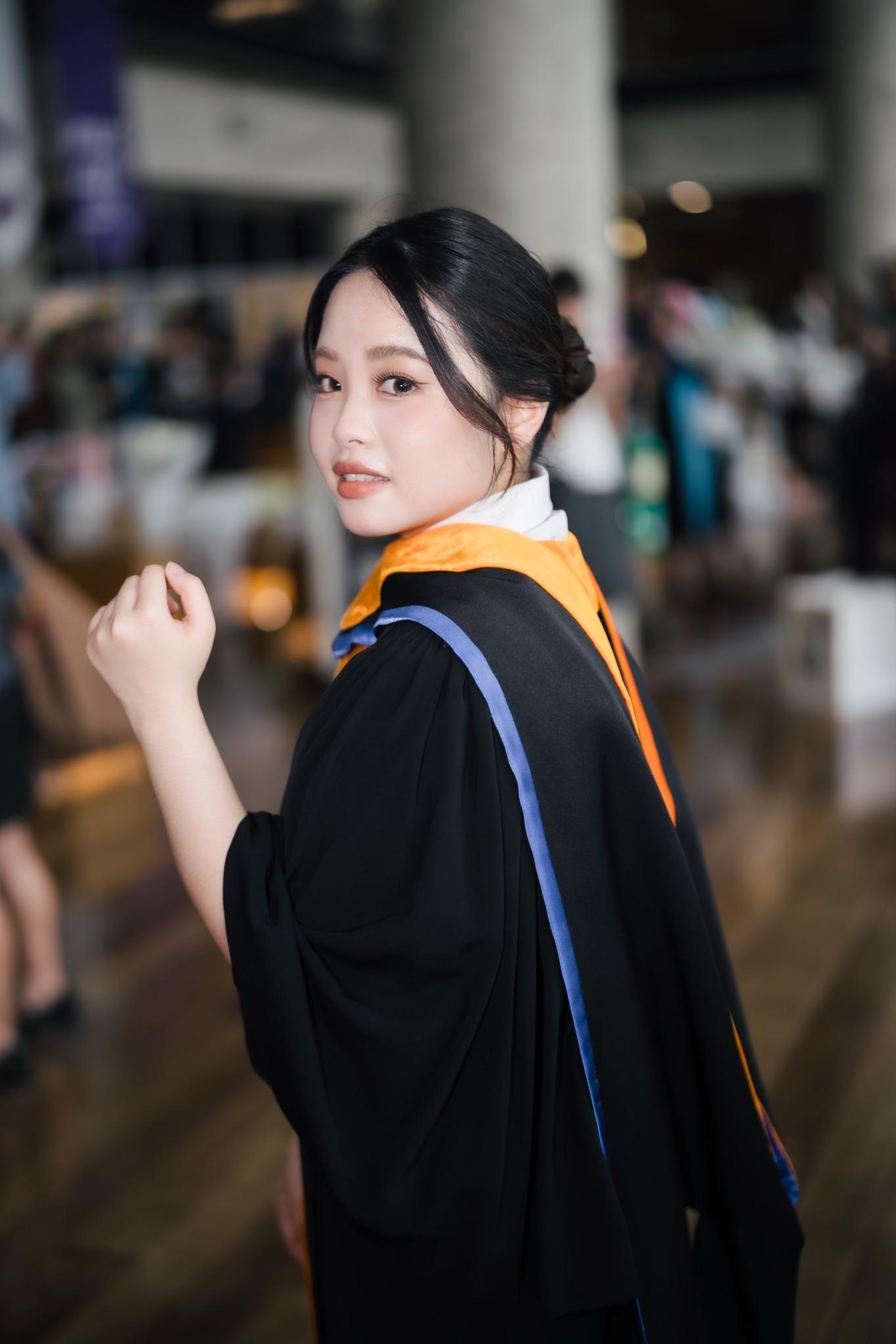 ผลงานรับปริญญา มหาวิทยาลัยมหิดล โดย นุตประวีณ การภาพ ภาพที่ 9