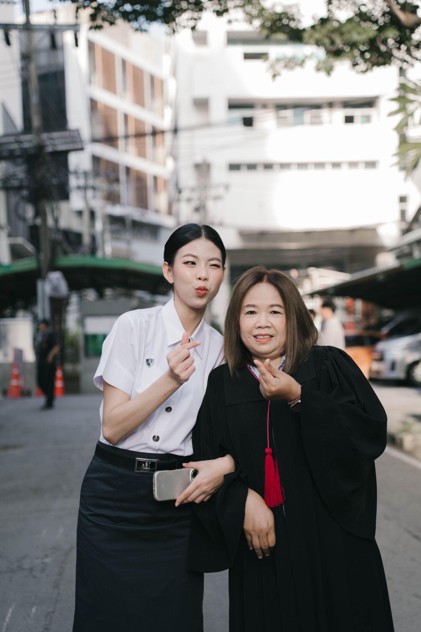 ผลงานรับปริญญา มหาวิทยาลัยเกษตรศาสตร์ โดย pedquackquackquack ภาพที่ 2