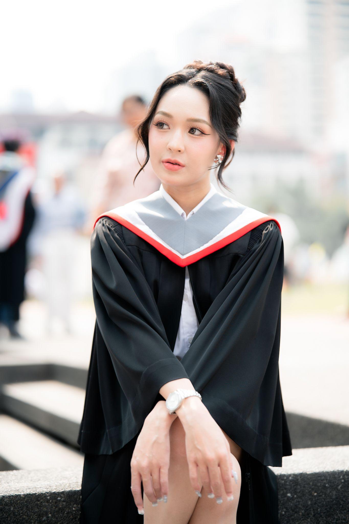 ผลงานรับปริญญา โดย Sunlyyy ภาพที่ 1