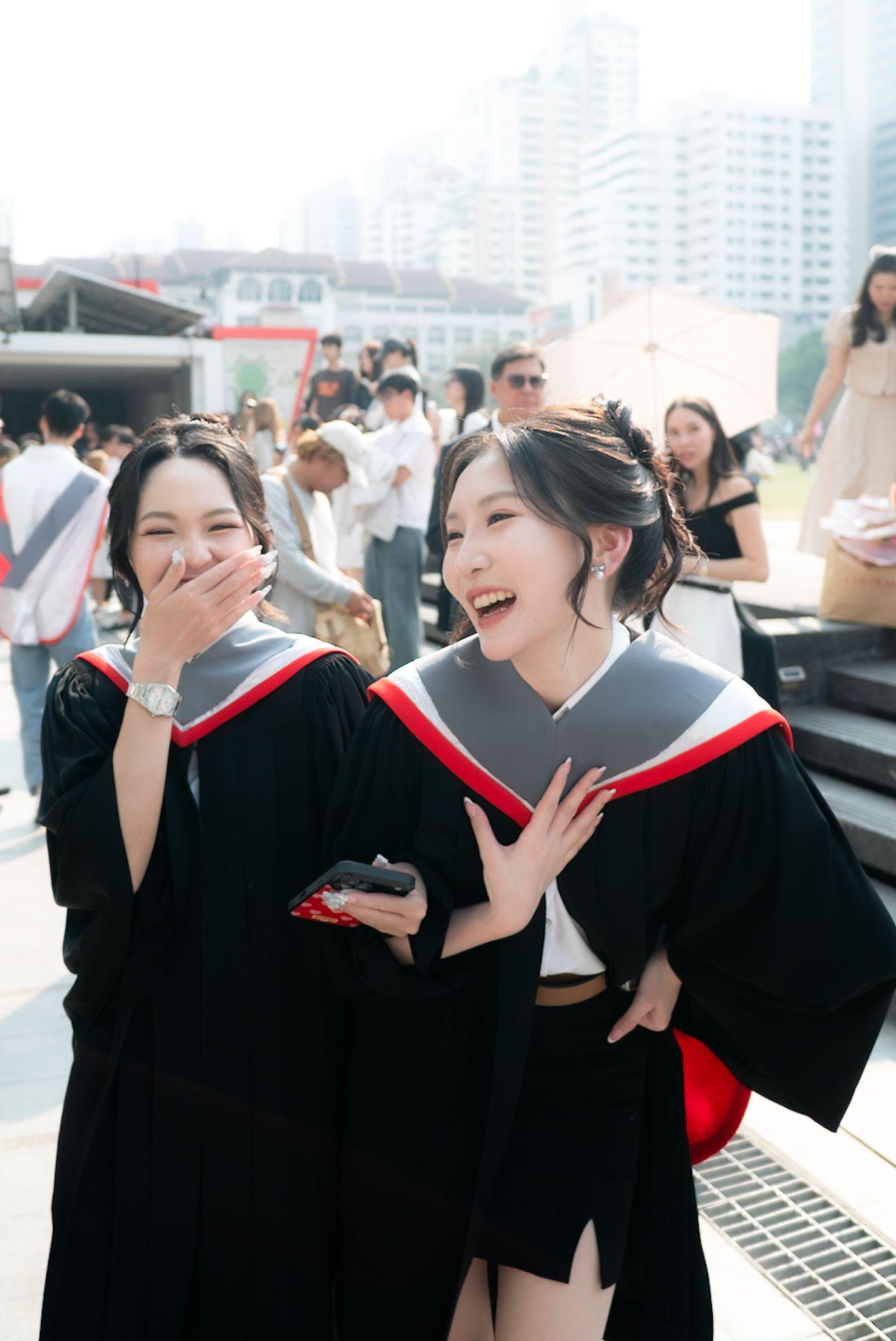 ผลงานรับปริญญา มหาวิทยาลัยศรีนครินทรวิโรฒ โดย Sunlyyy ภาพที่ 9