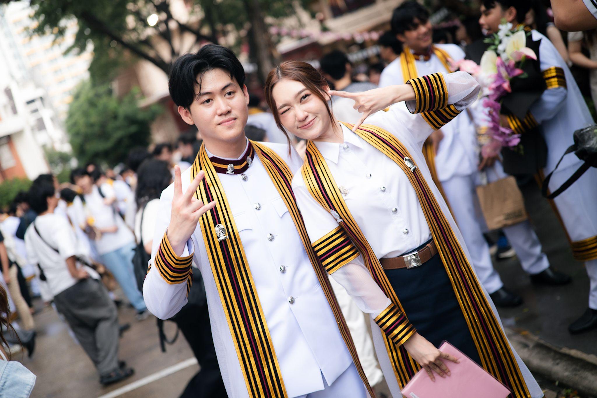 ผลงานรับปริญญา จุฬาลงกรณ์มหาวิทยาลัย โดย Sunlyyy ภาพที่ 19
