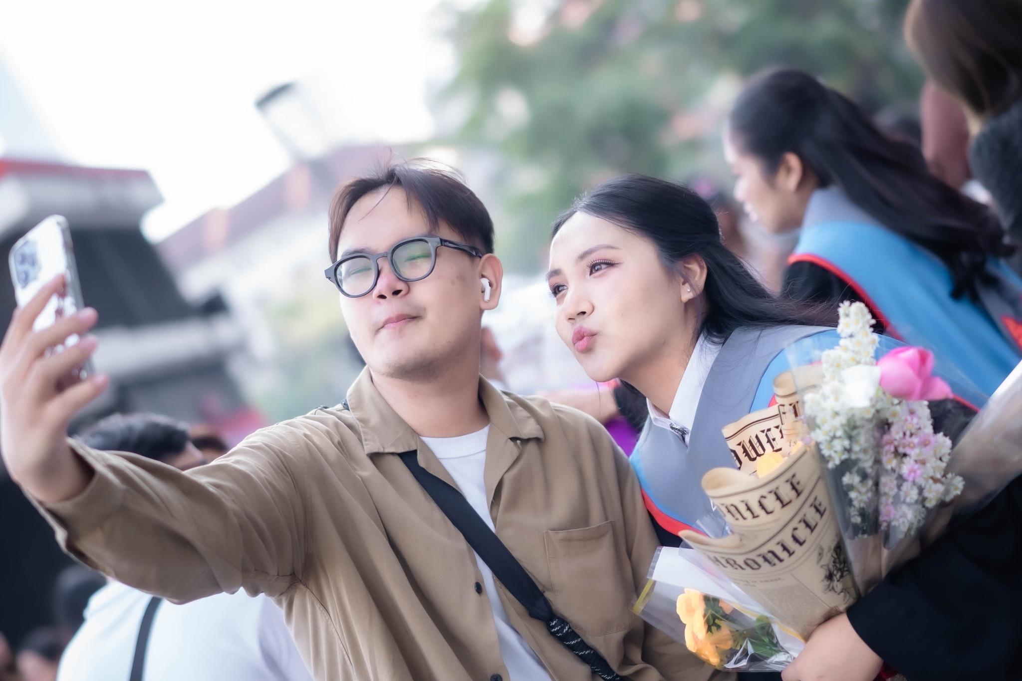 ผลงานรับปริญญา มหาวิทยาลัยศรีนครินทรวิโรฒ โดย Portfoli-oat ภาพที่ 1