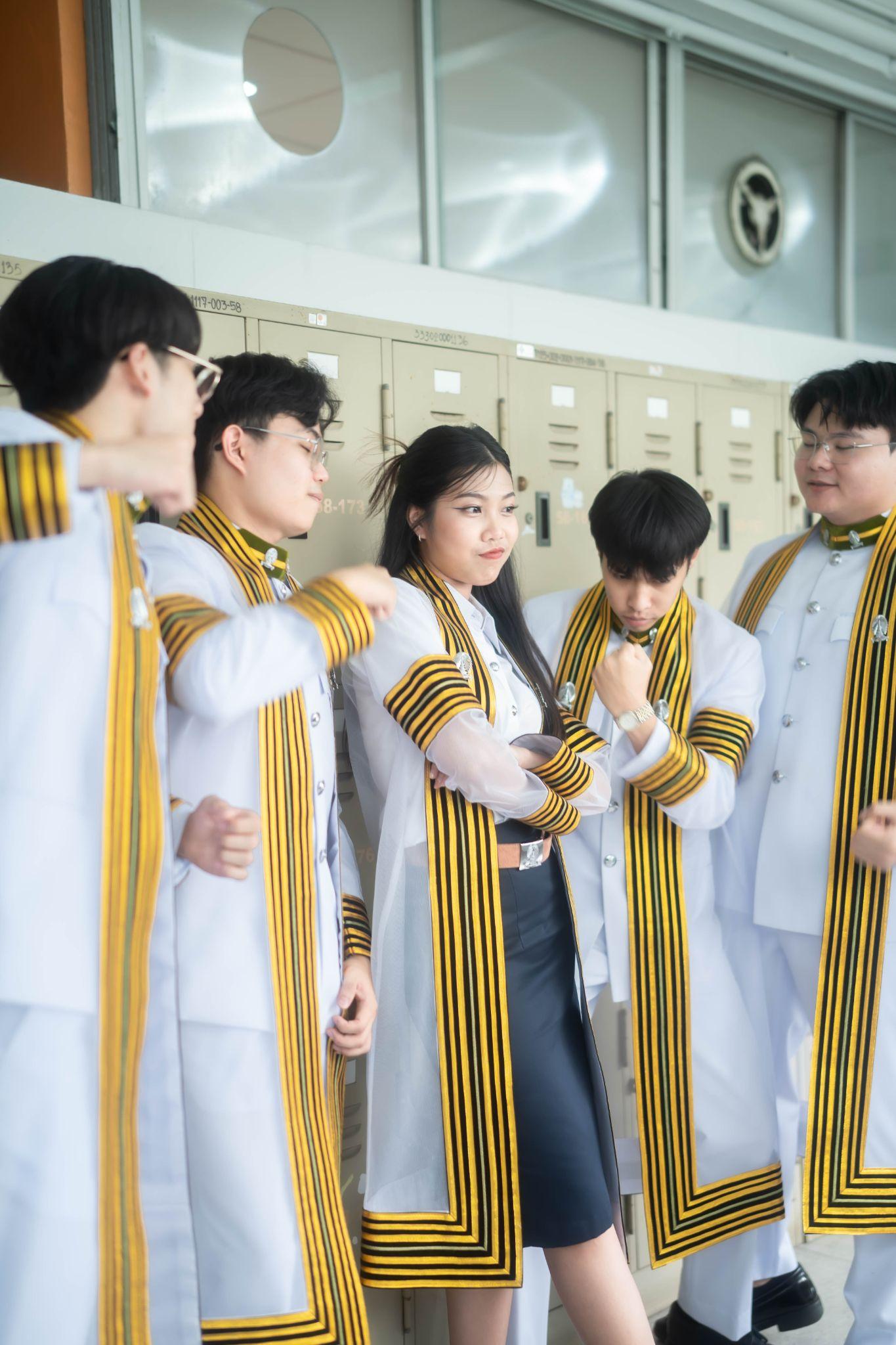 ผลงานรับปริญญา จุฬาลงกรณ์มหาวิทยาลัย โดย Portfoli-oat ภาพที่ 2