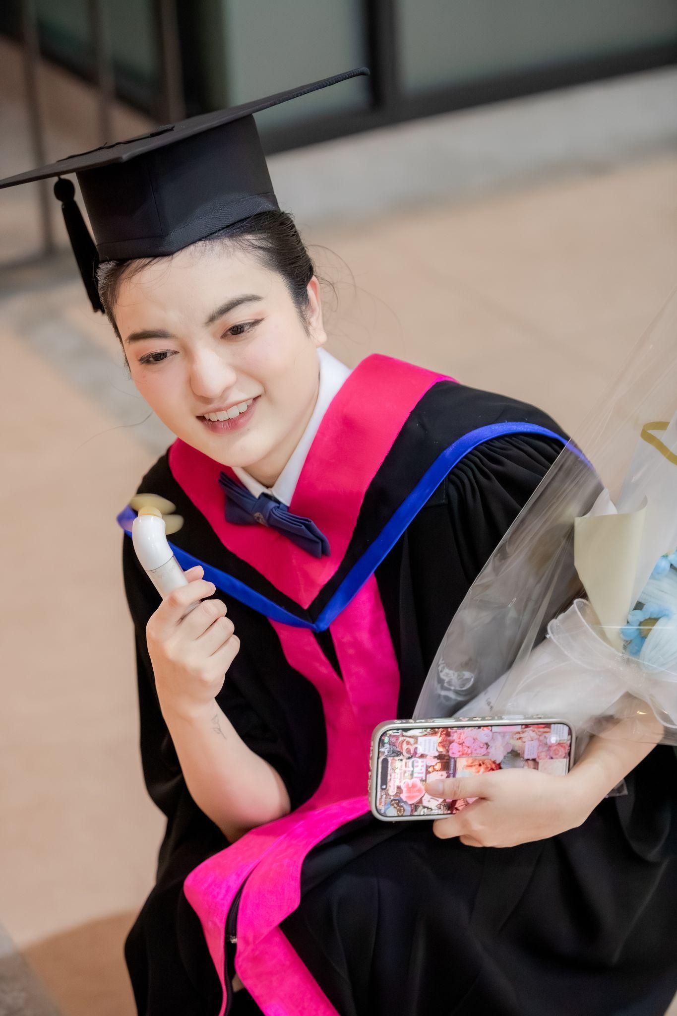 ผลงานรับปริญญา มหาวิทยาลัยมหิดล โดย Pond FoTo ภาพที่ 3
