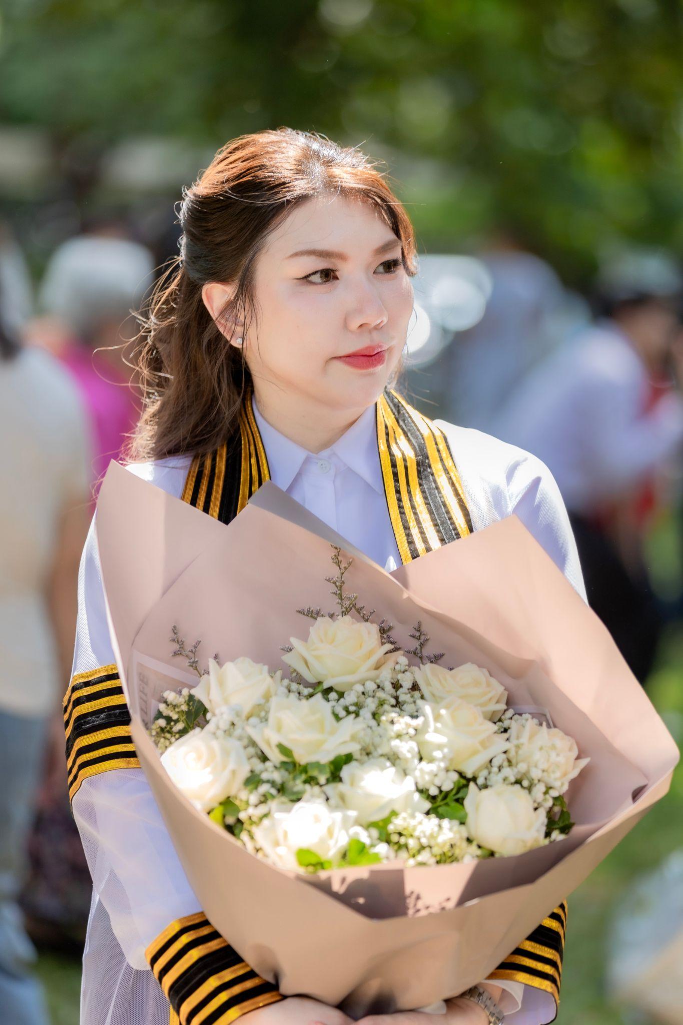 ผลงานรับปริญญา จุฬาลงกรณ์มหาวิทยาลัย โดย Pond FoTo ภาพที่ 8