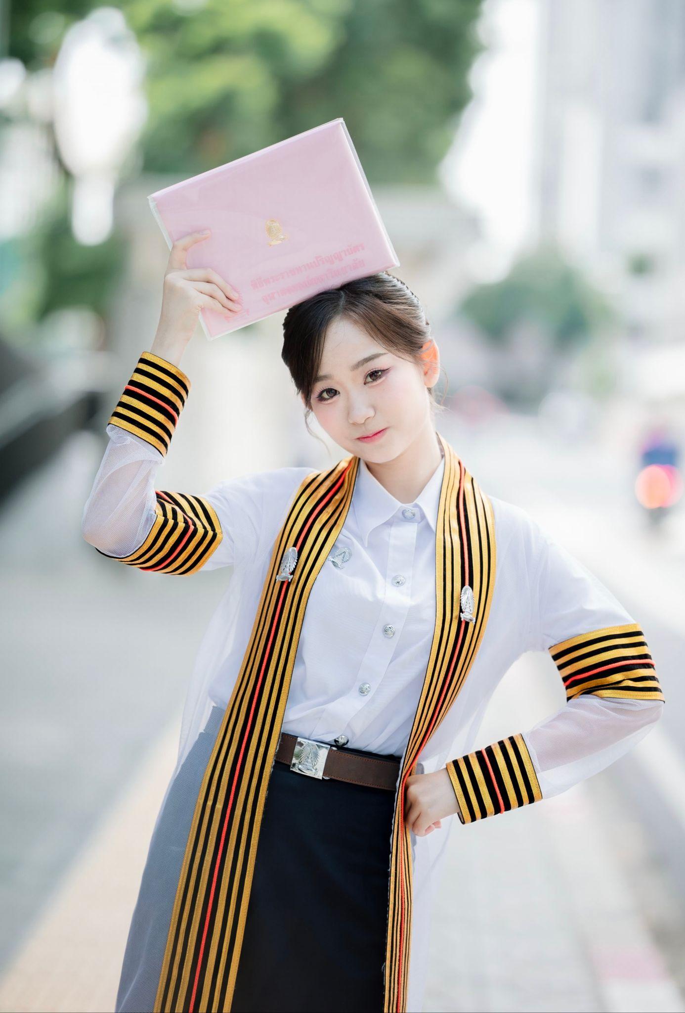 ผลงานรับปริญญา จุฬาลงกรณ์มหาวิทยาลัย โดย มุมกล้อง ภาพที่ 9