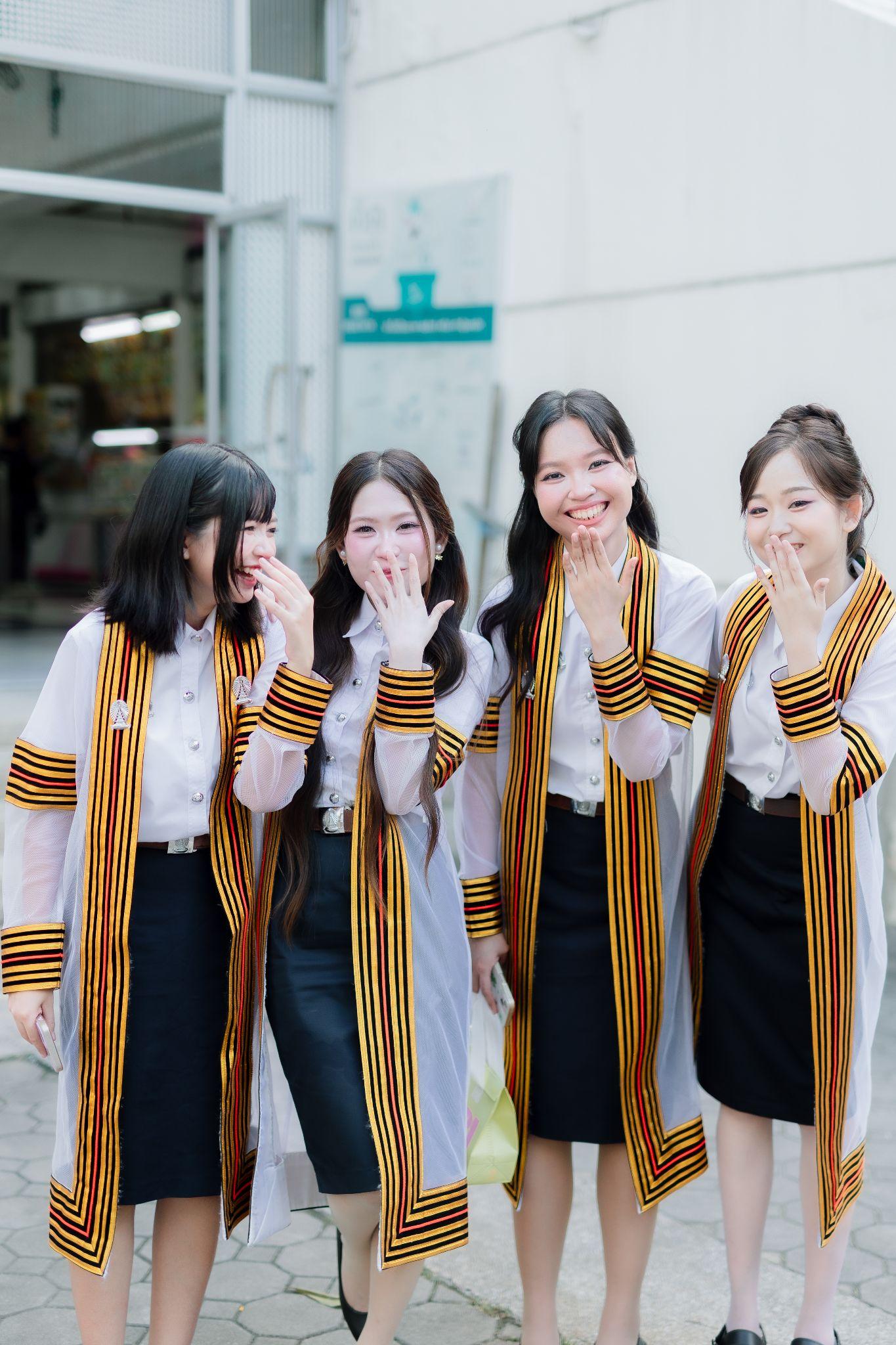 ผลงานรับปริญญา จุฬาลงกรณ์มหาวิทยาลัย โดย มุมกล้อง ภาพที่ 11