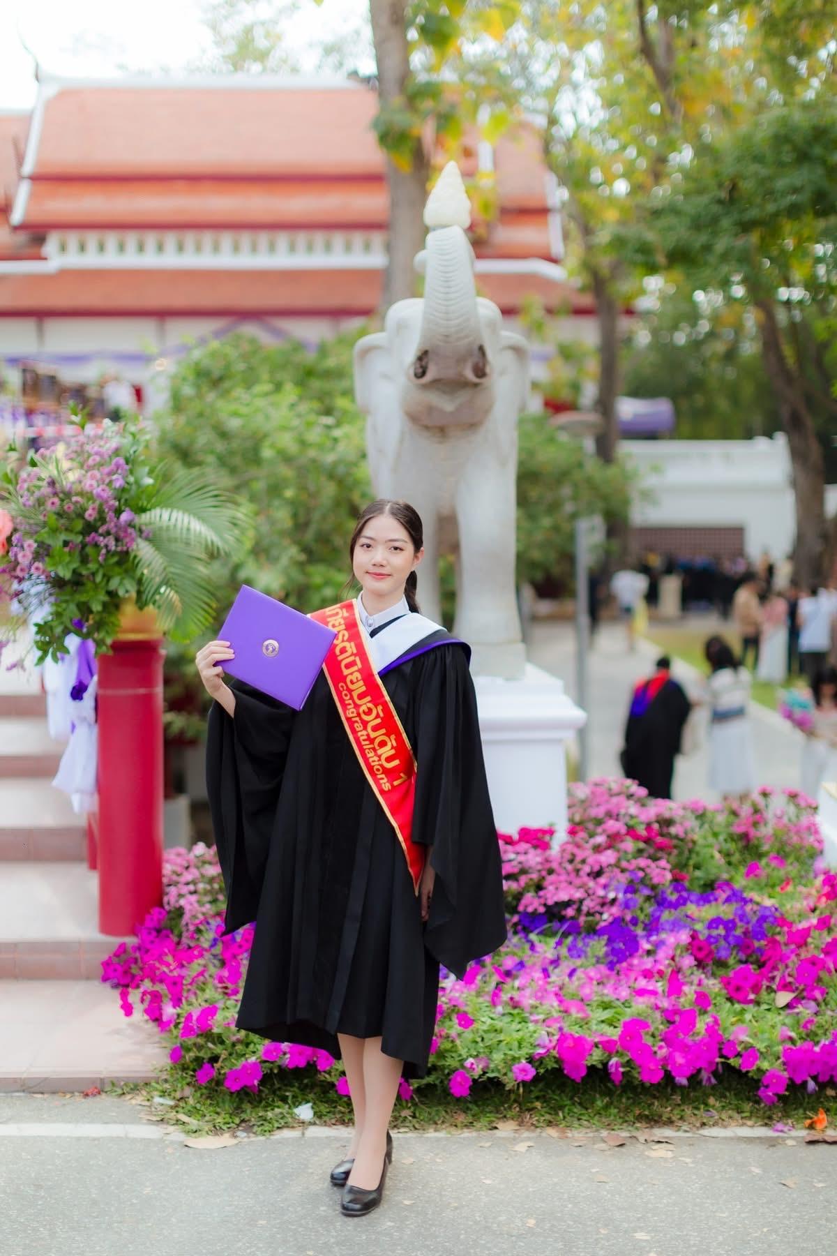 ผลงานรับปริญญา มหาวิทยาลัยเชียงใหม่ โดย KomrichPhotographer ภาพที่ 8