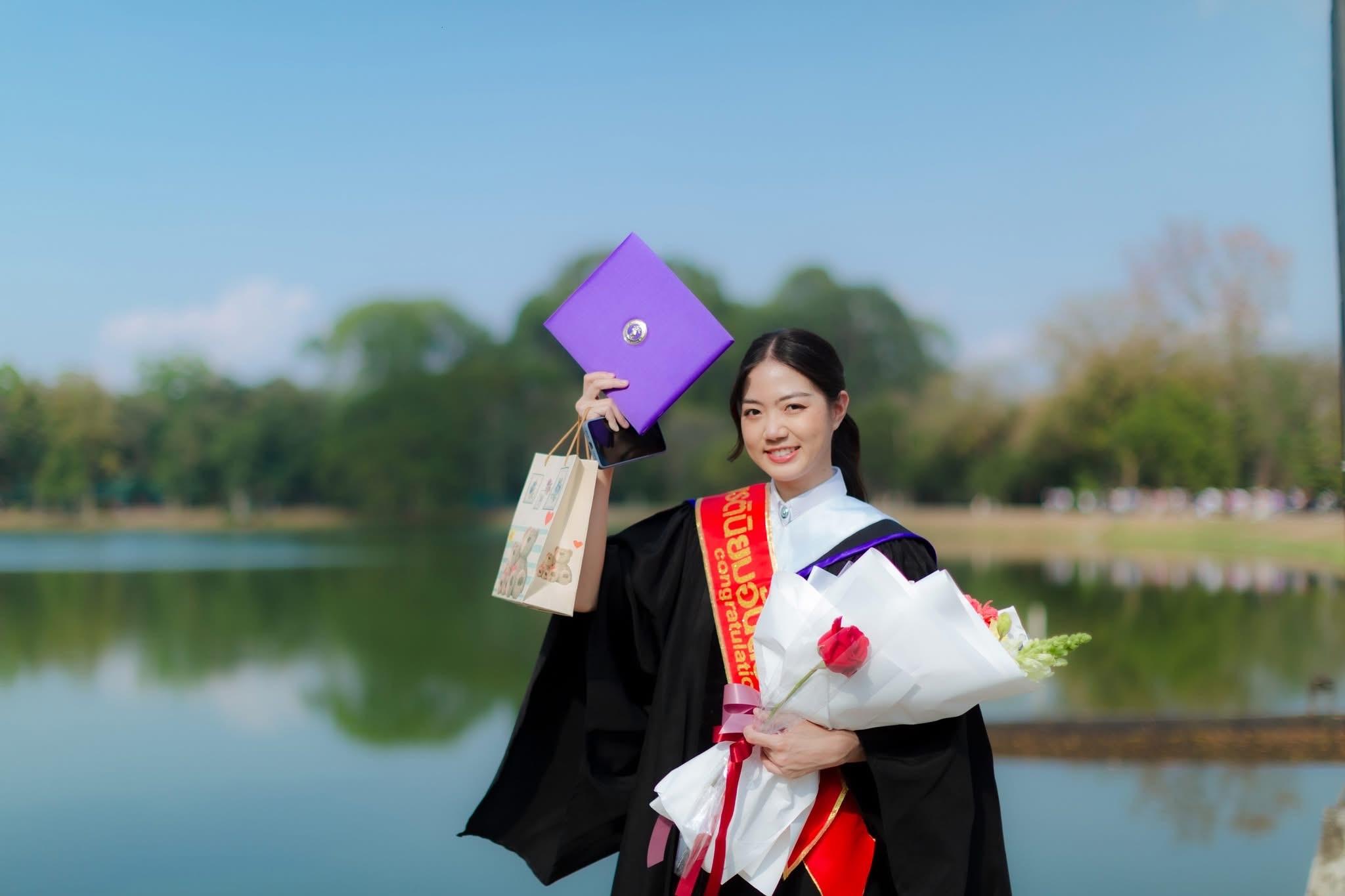 ผลงานรับปริญญา มหาวิทยาลัยเชียงใหม่ โดย KomrichPhotographer ภาพที่ 3