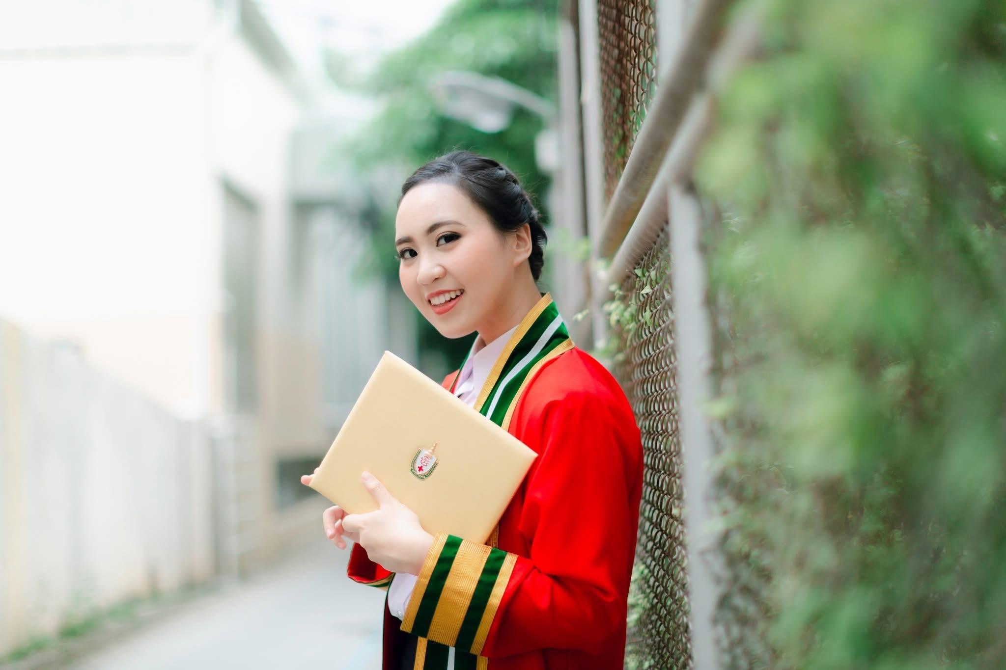 ผลงานรับปริญญา สถาบันการพยาบาลศรีสวรินทิราสภากาชาดไทย โดย KomrichPhotographer ภาพที่ 2