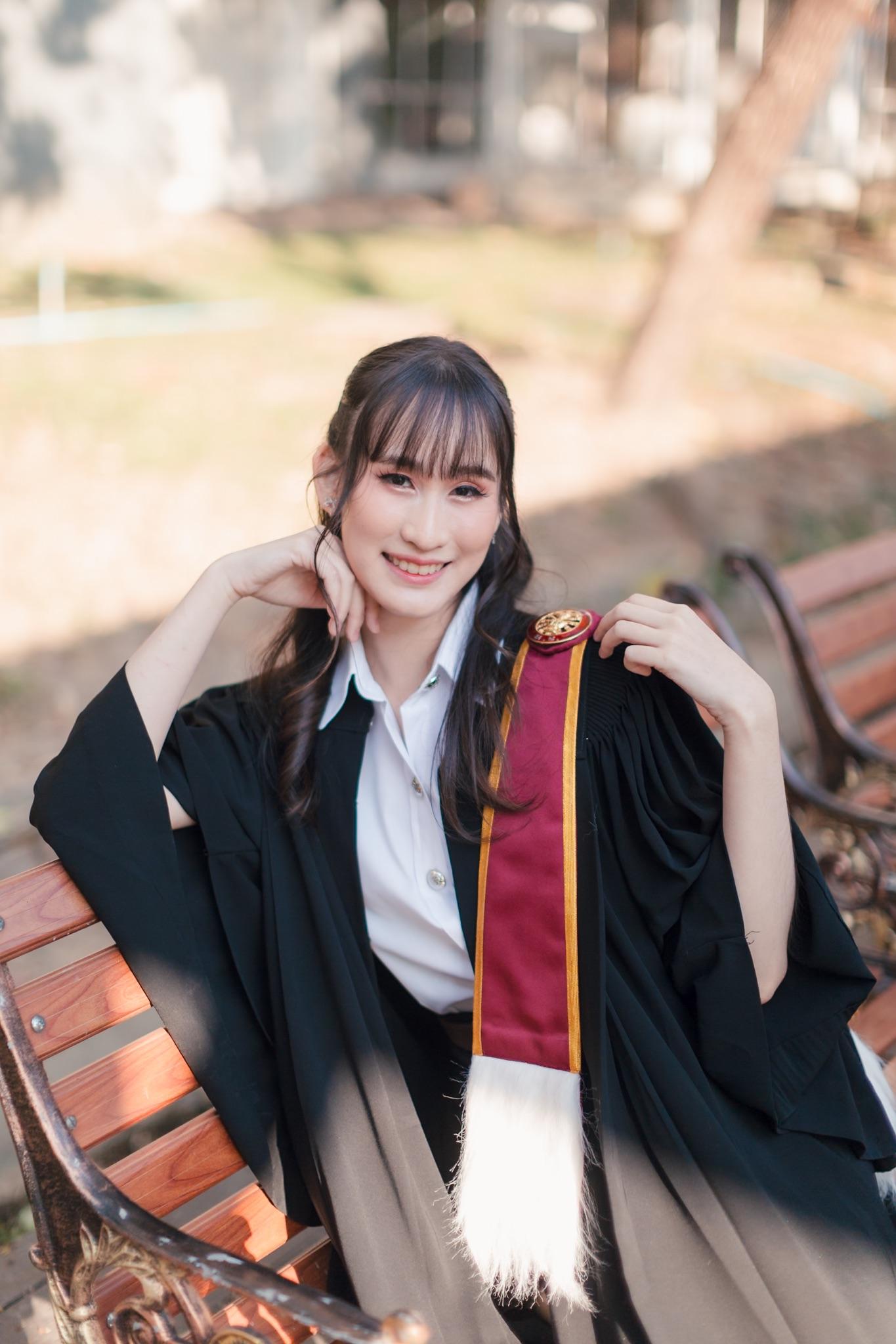 ผลงานรับปริญญา มหาวิทยาลัยธรรมศาสตร์ โดย KomrichPhotographer ภาพที่ 11