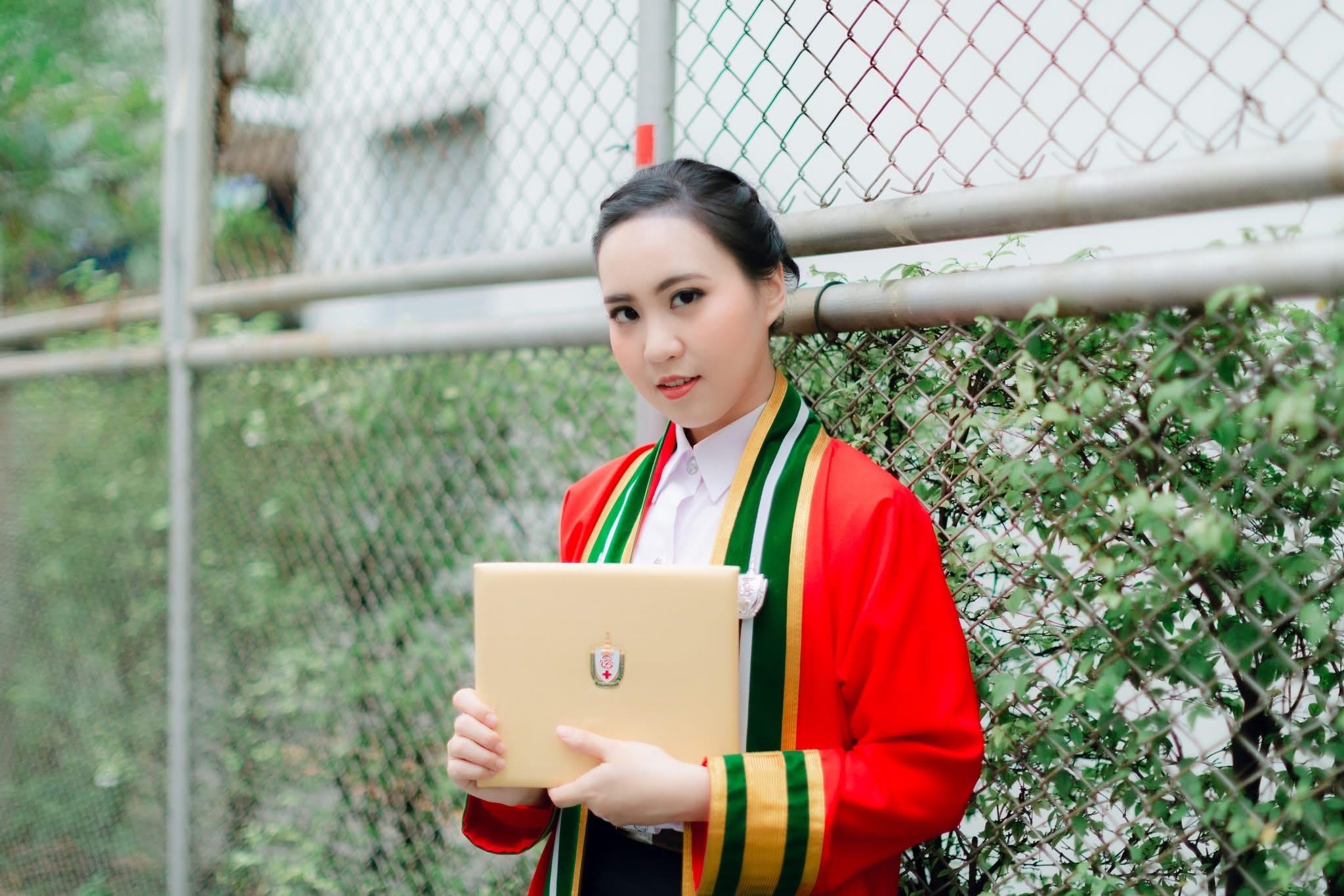 ผลงานรับปริญญา สถาบันการพยาบาลศรีสวรินทิราสภากาชาดไทย โดย KomrichPhotographer ภาพที่ 9
