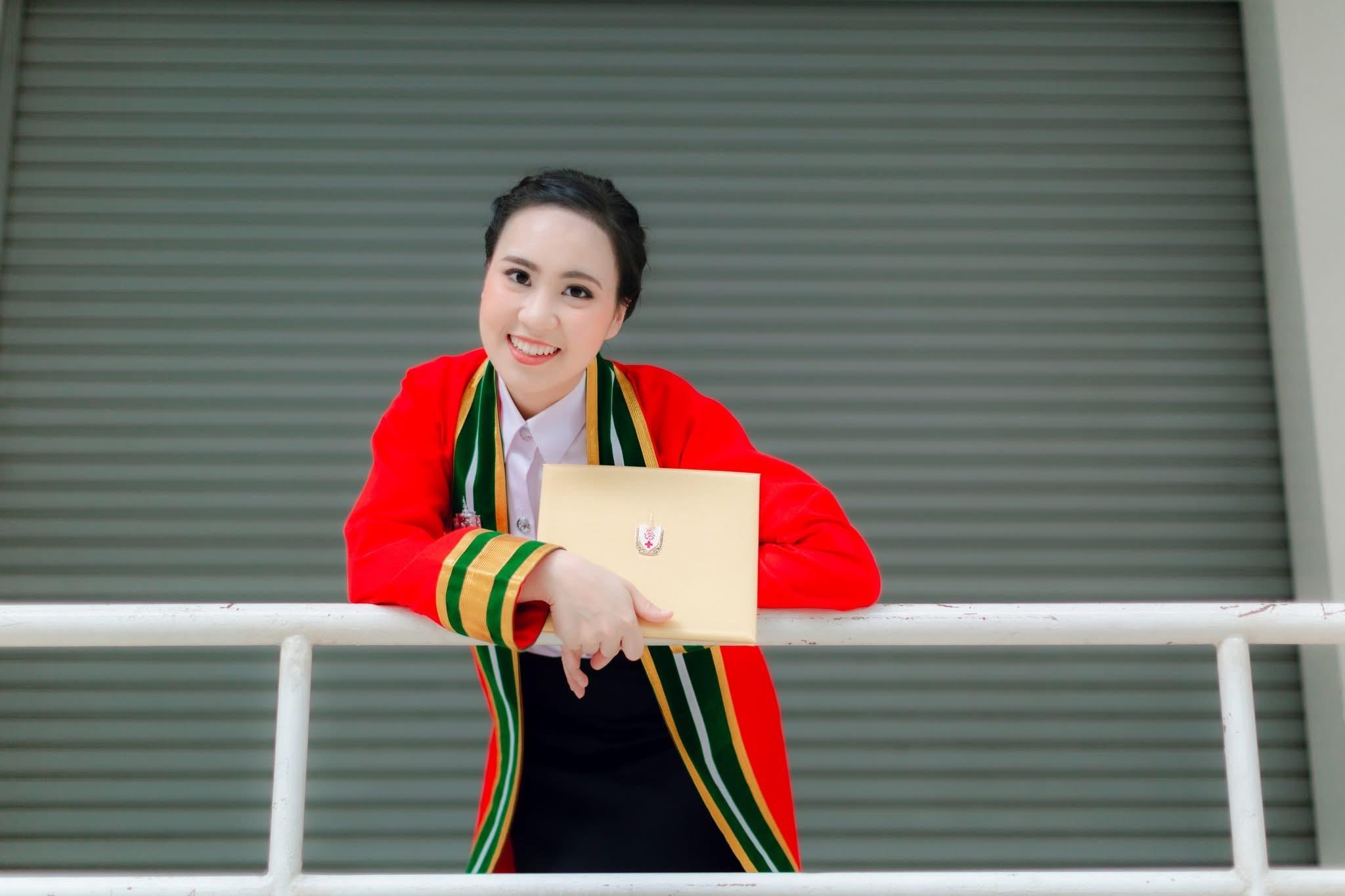 ผลงานรับปริญญา สถาบันการพยาบาลศรีสวรินทิราสภากาชาดไทย โดย KomrichPhotographer ภาพที่ 10