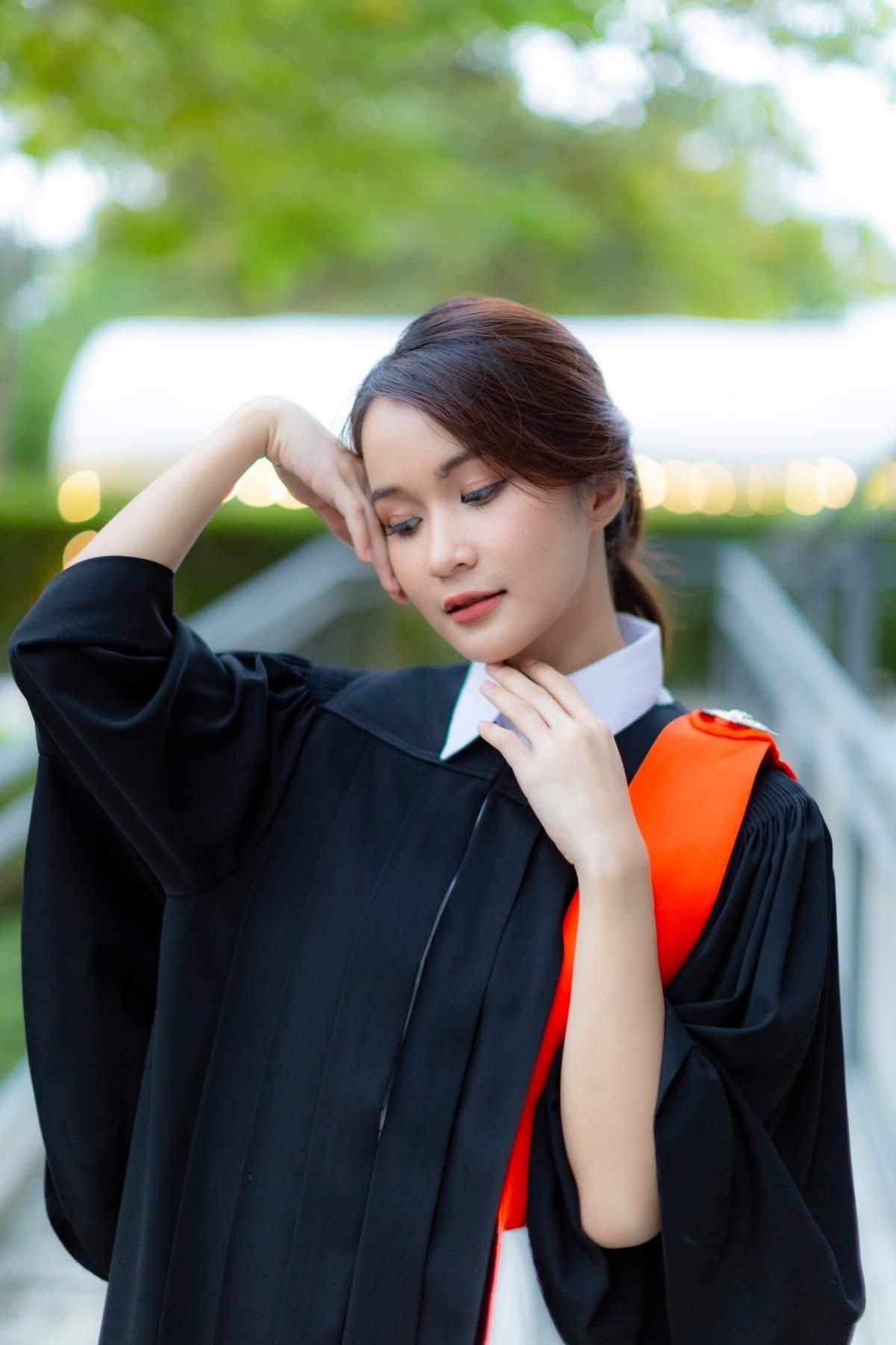 ผลงานรับปริญญา มหาวิทยาลัยธรรมศาสตร์ โดย KomrichPhotographer ภาพที่ 4