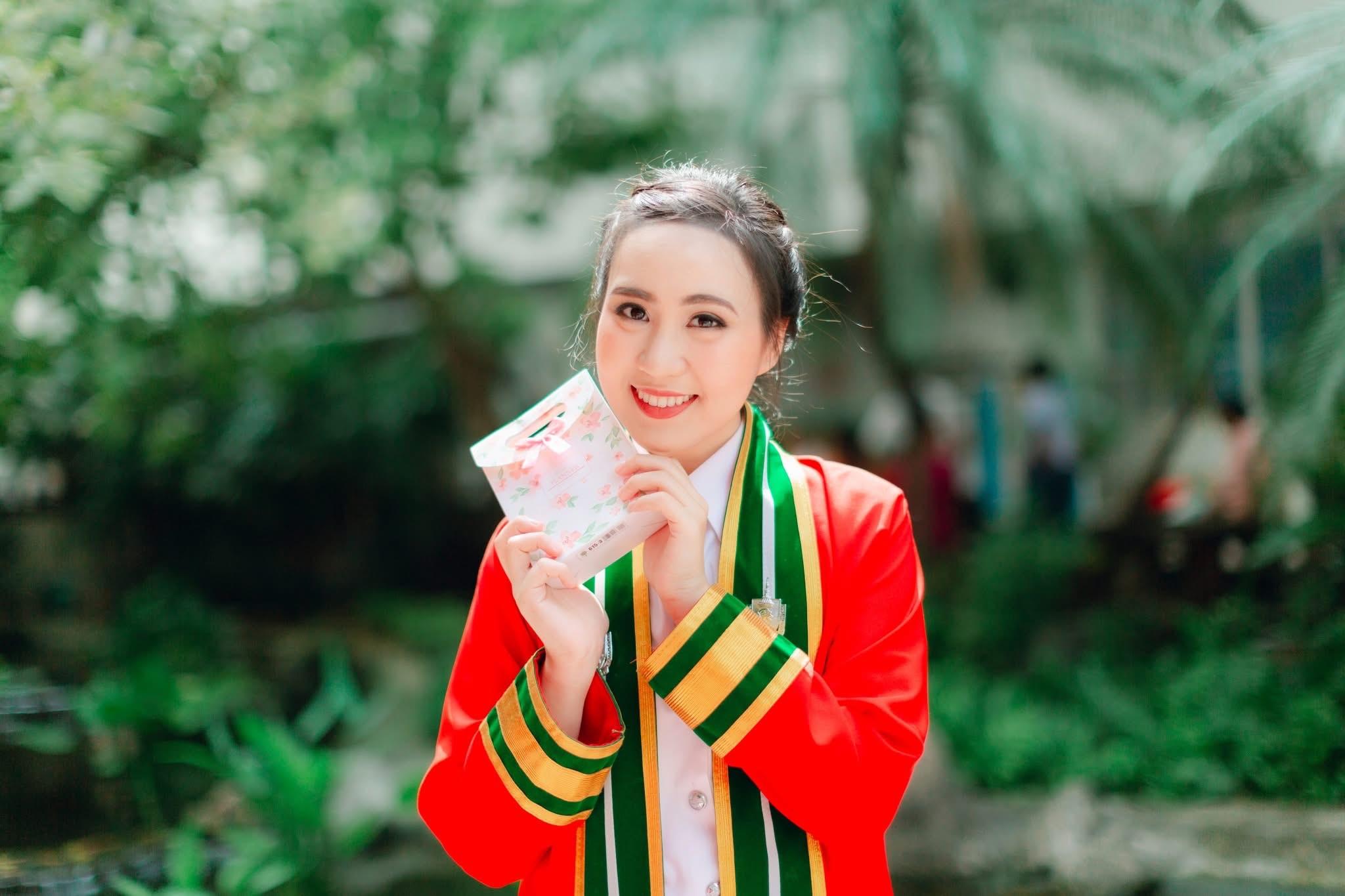 ผลงานรับปริญญา สถาบันการพยาบาลศรีสวรินทิราสภากาชาดไทย โดย KomrichPhotographer ภาพที่ 5