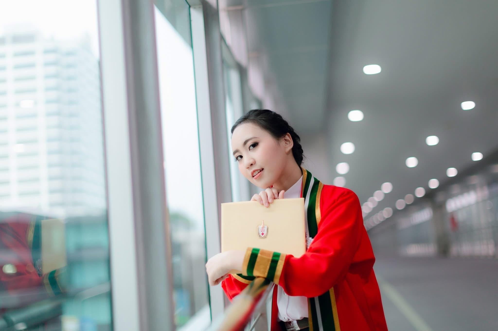 ผลงานรับปริญญา สถาบันการพยาบาลศรีสวรินทิราสภากาชาดไทย โดย KomrichPhotographer ภาพที่ 6