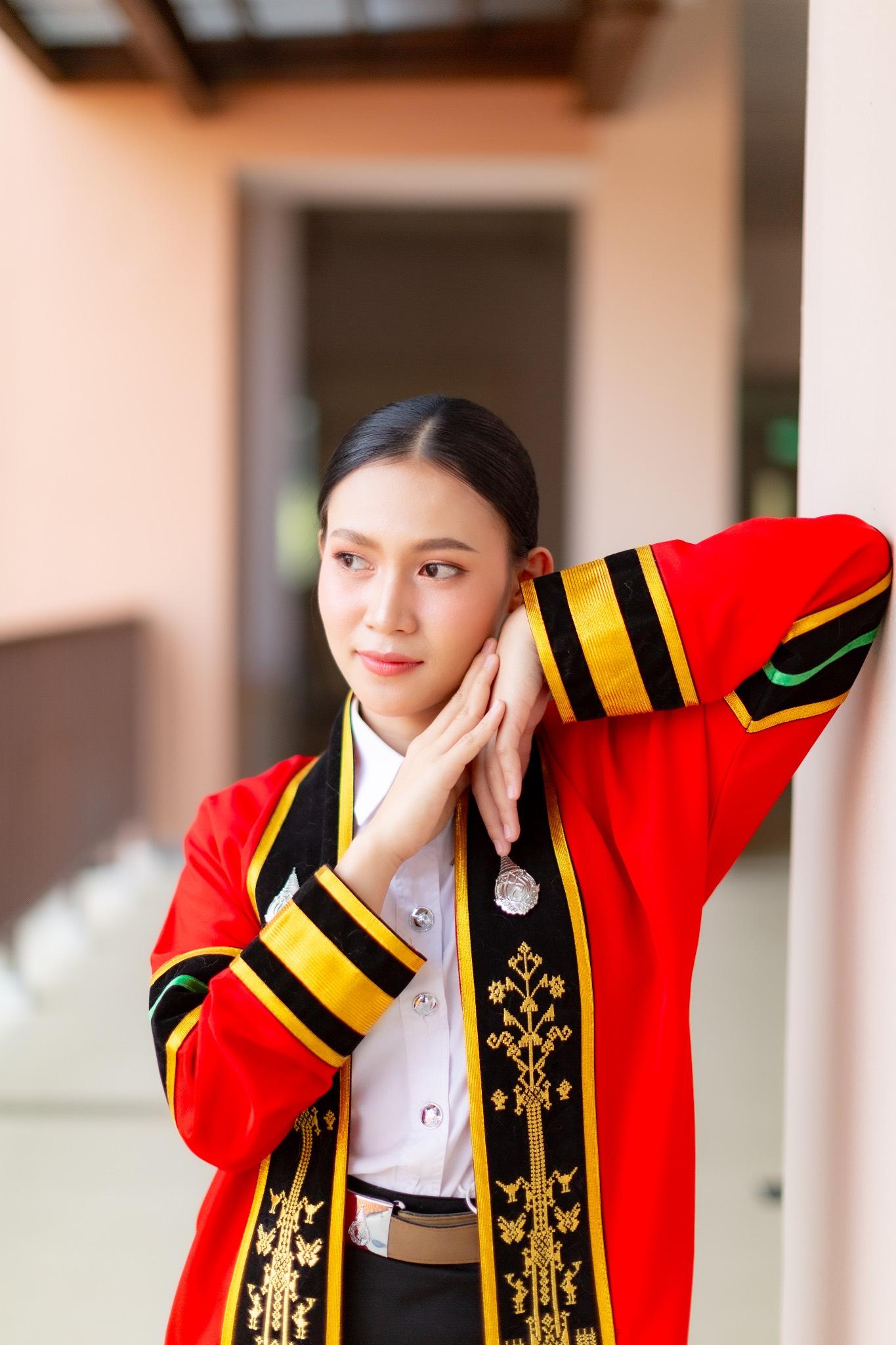 ผลงานรับปริญญา มหาวิทยาลัยแม่ฟ้าหลวง โดย KomrichPhotographer ภาพที่ 3