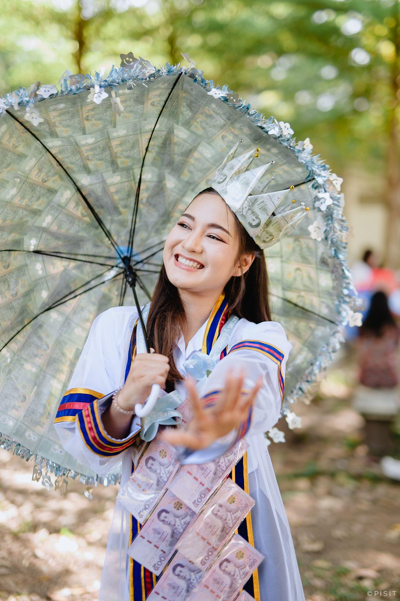 ผลงานรับปริญญา โดย Pisit P. ภาพที่ 1
