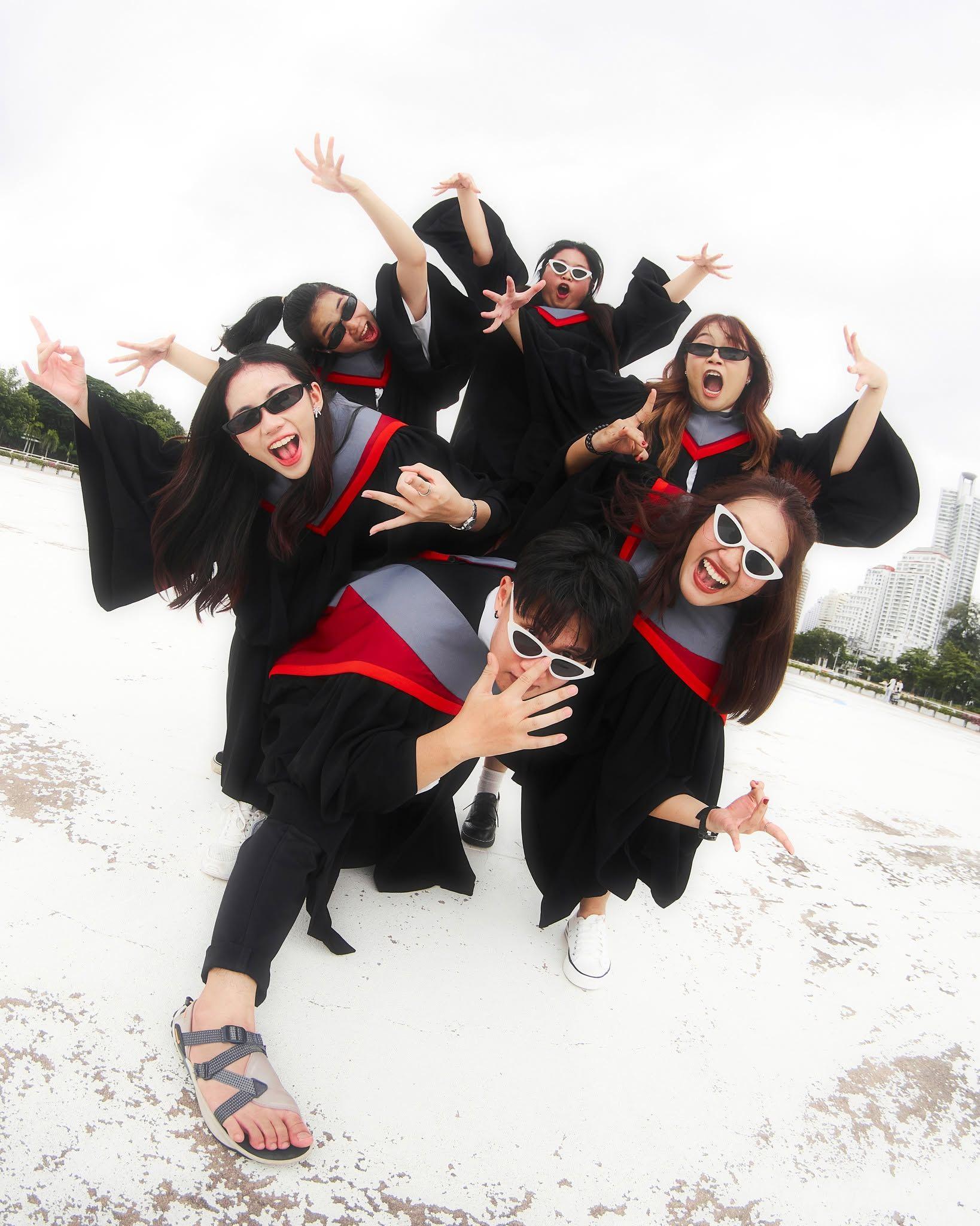 ผลงานรับปริญญา โดย Pman ภาพที่ 2