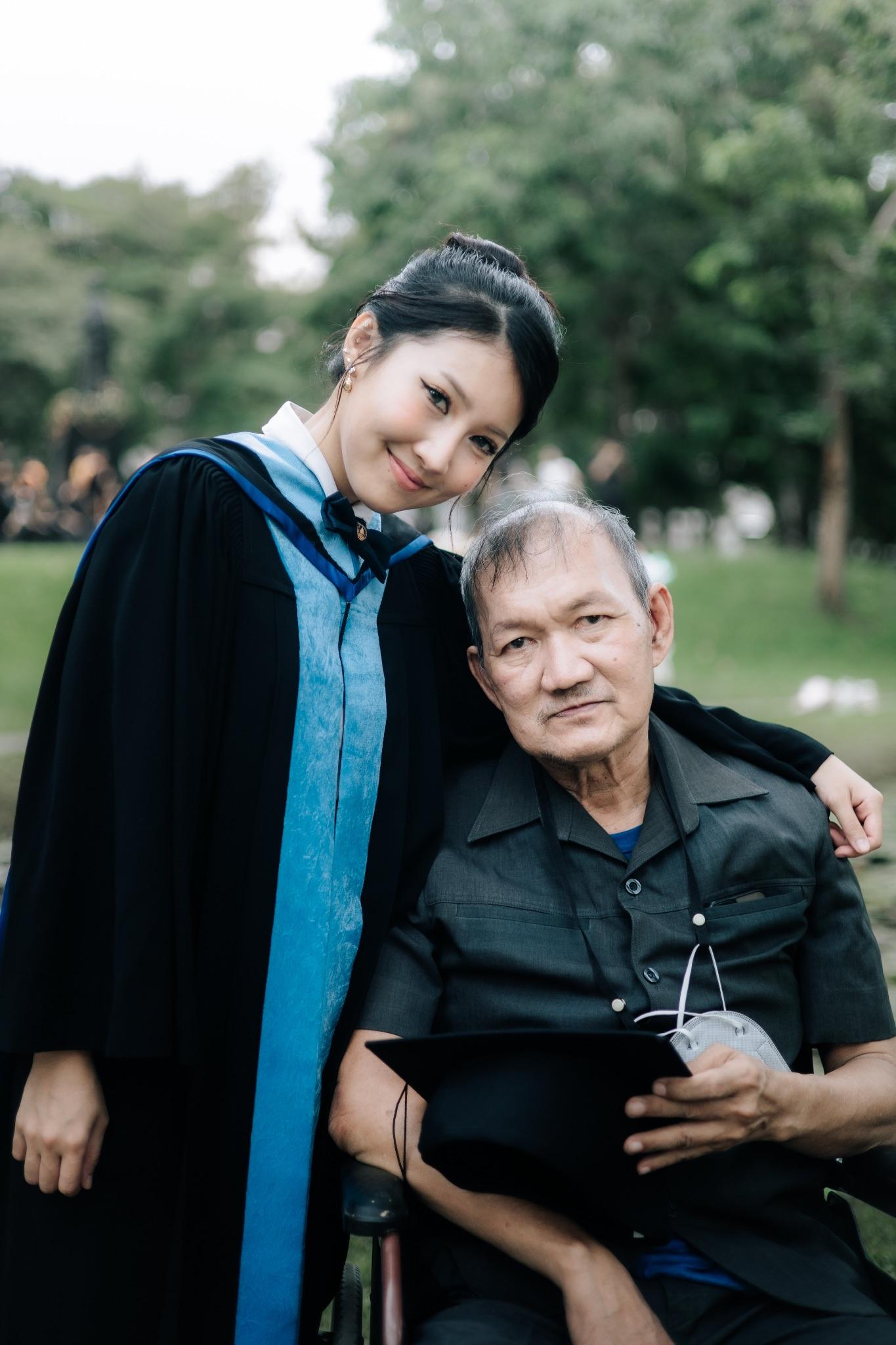 ผลงานรับปริญญา โดย rhyrck ภาพที่ 6