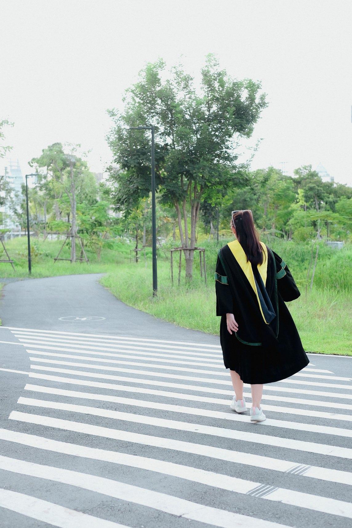 ผลงานรับปริญญา โดย Wattana ภาพที่ 16