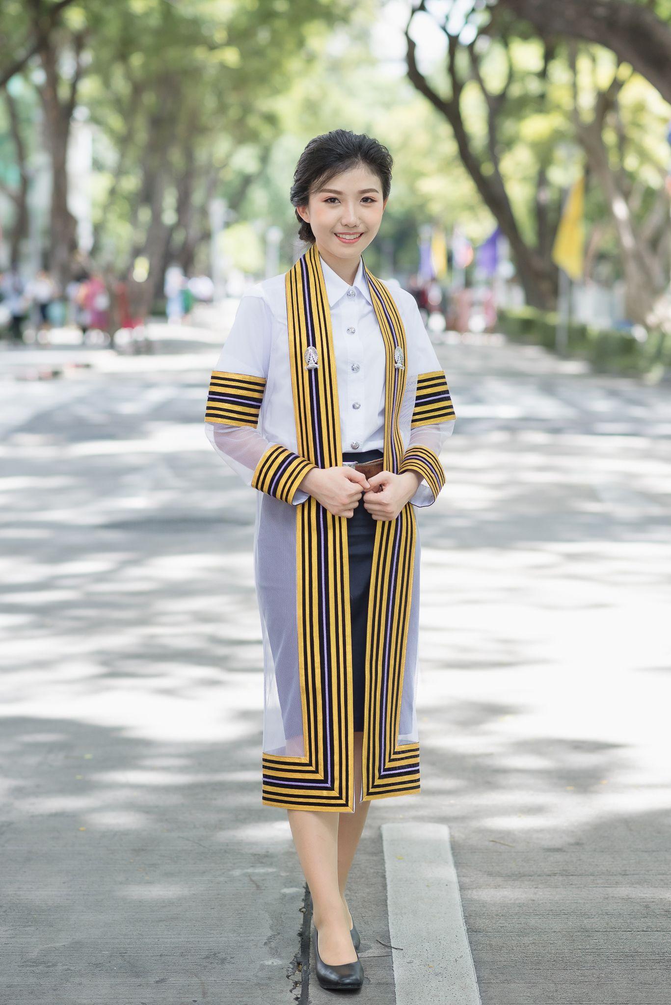 ผลงานรับปริญญา จุฬาลงกรณ์มหาวิทยาลัย โดย TY Photo BY โตช่างภาพ ภาพที่ 5