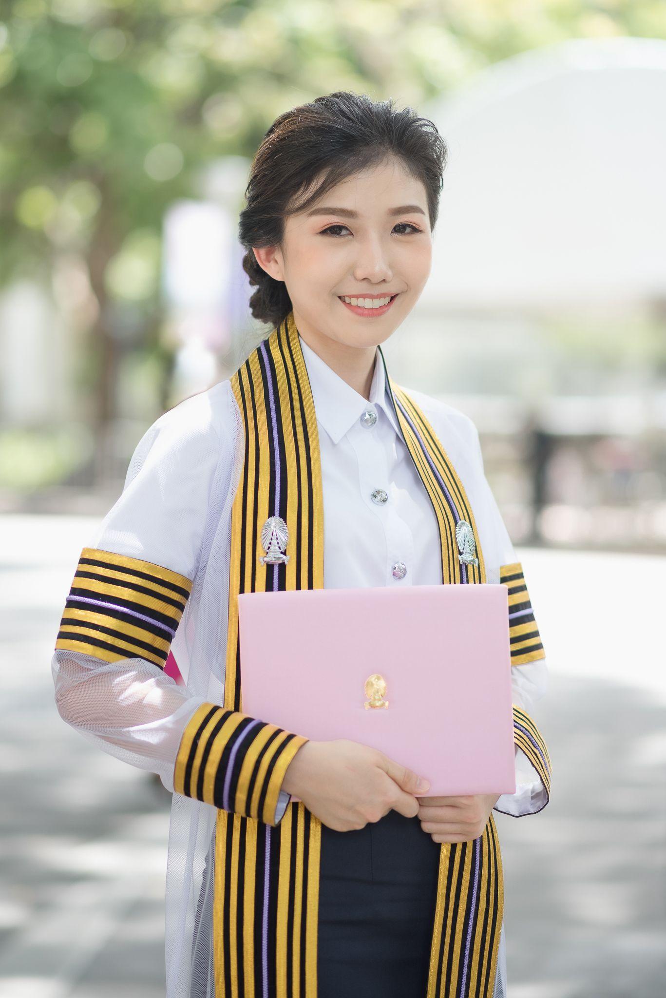ผลงานรับปริญญา จุฬาลงกรณ์มหาวิทยาลัย โดย TY Photo BY โตช่างภาพ ภาพที่ 4