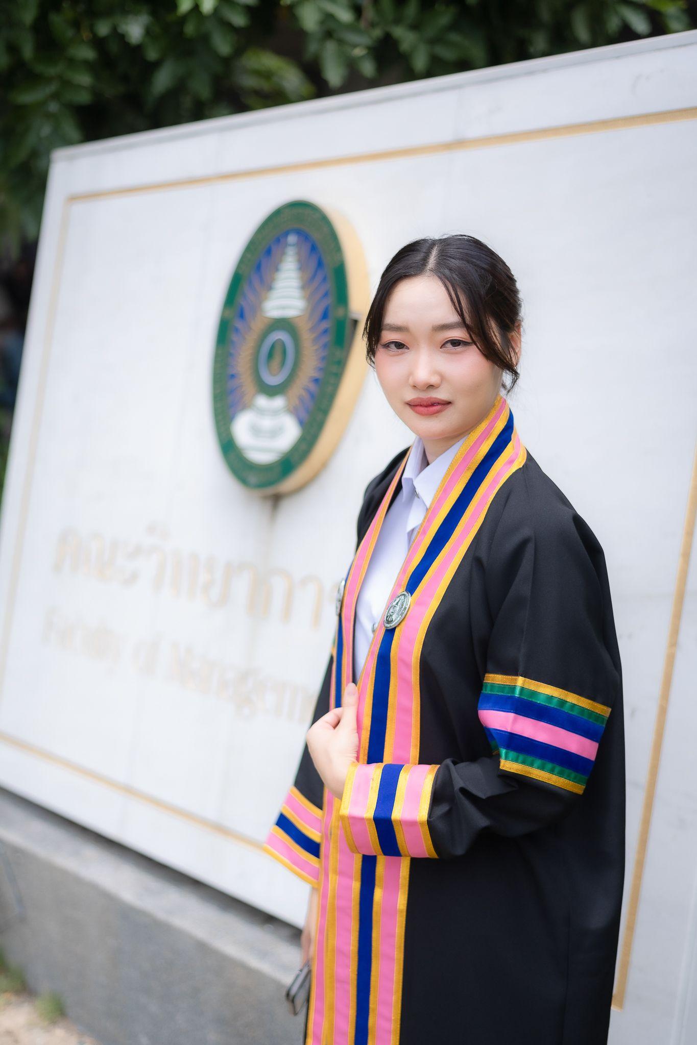 ผลงานรับปริญญา มหาวิทยาลัยราชภัฏธนบุรี โดย TY Photo BY โตช่างภาพ ภาพที่ 2