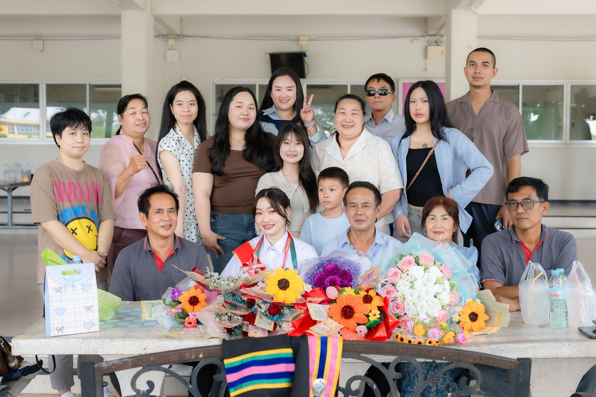ผลงานรับปริญญา มหาวิทยาลัยราชภัฏธนบุรี โดย TY Photo BY โตช่างภาพ ภาพที่ 8