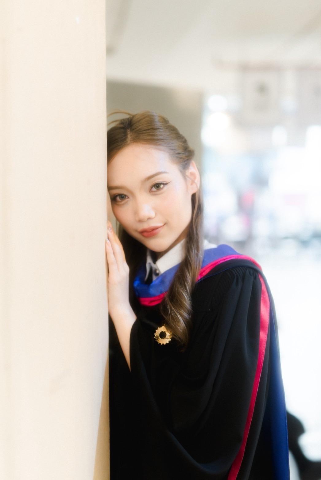 ผลงานรับปริญญา มหาวิทยาลัยรังสิต โดย Mika 7 Foto ภาพที่ 2